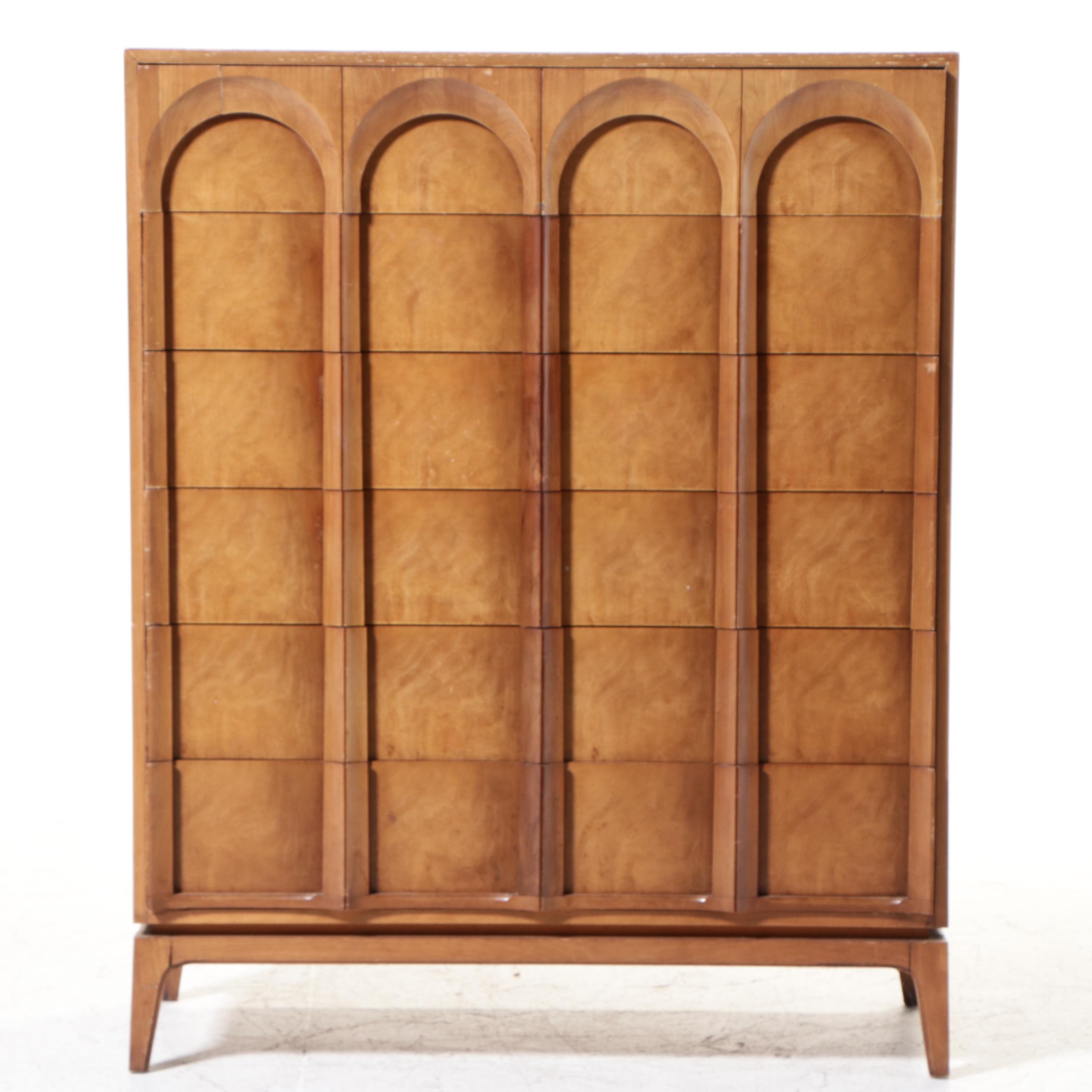 Thomasville Mid Century Modern Walnut Chest of Drawers