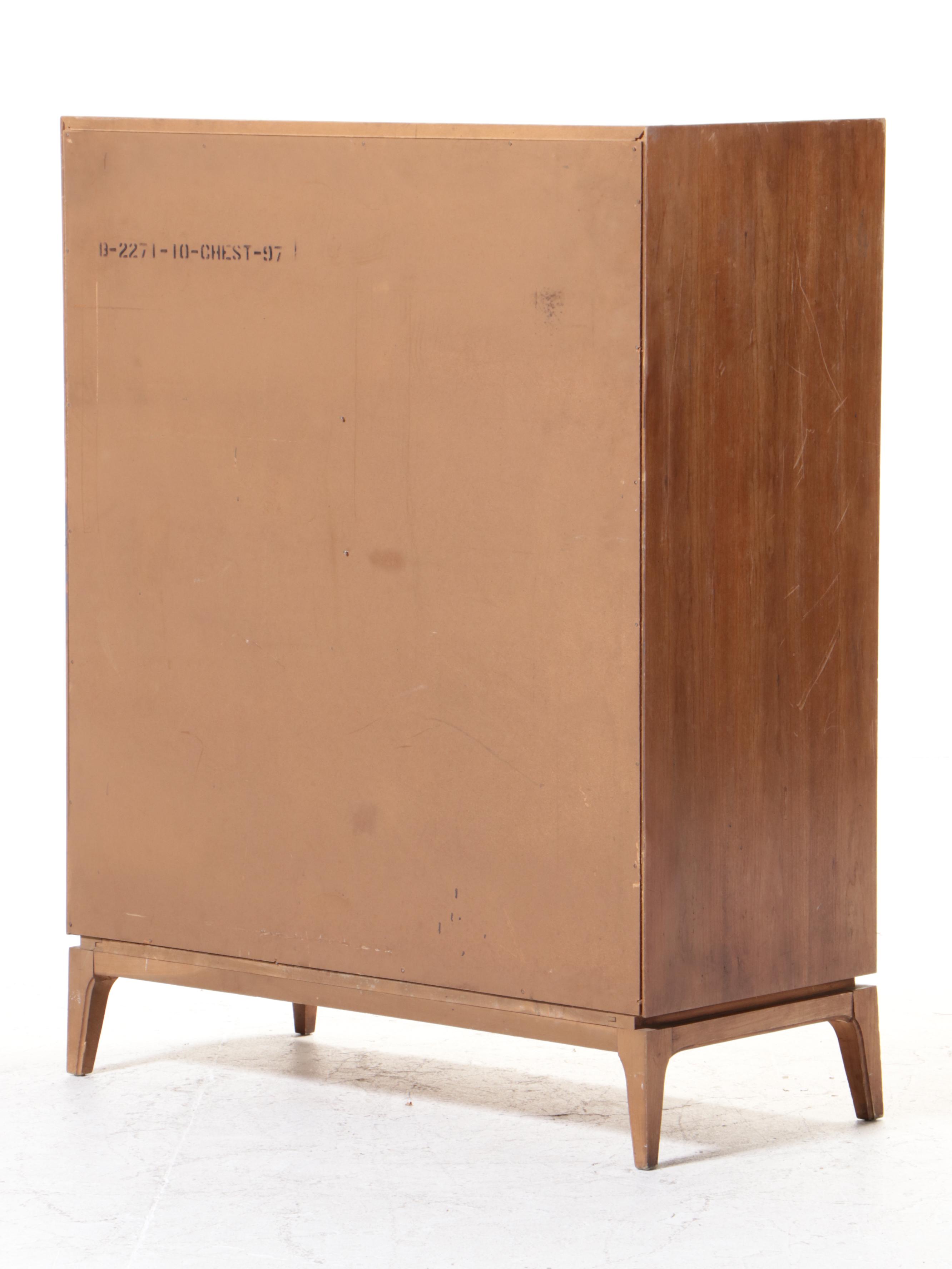 Thomasville Mid Century Modern Walnut Chest of Drawers