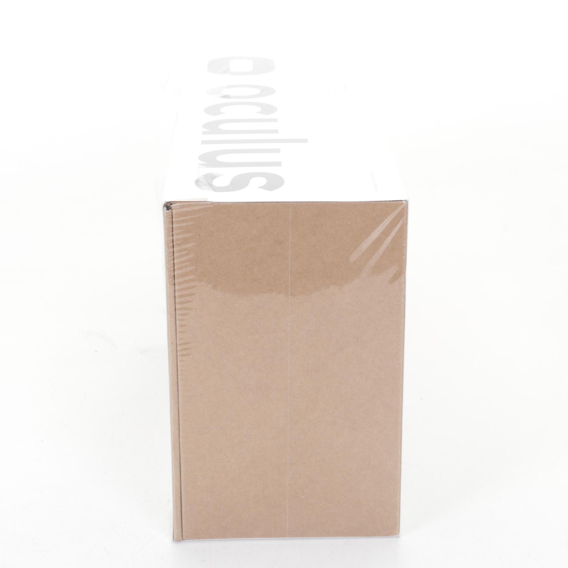 Oculus Quest 2 Virtual Reality Wireless Gaming Set in Box