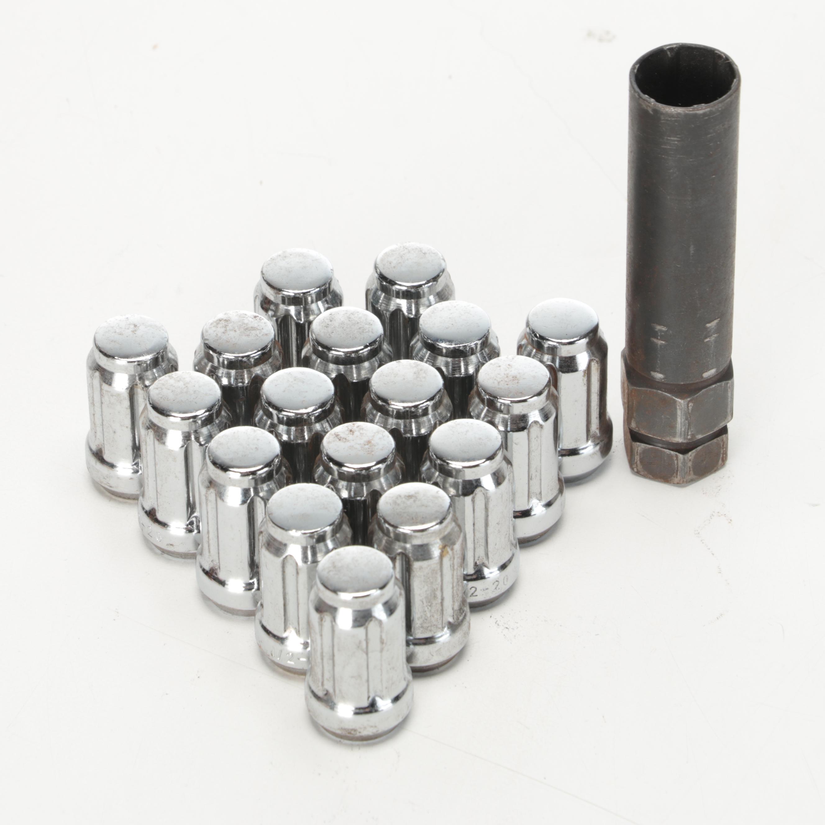 Ford Chrome Wire 15" Spoke Spinner Hubcaps Set of Four, Mid-1960s