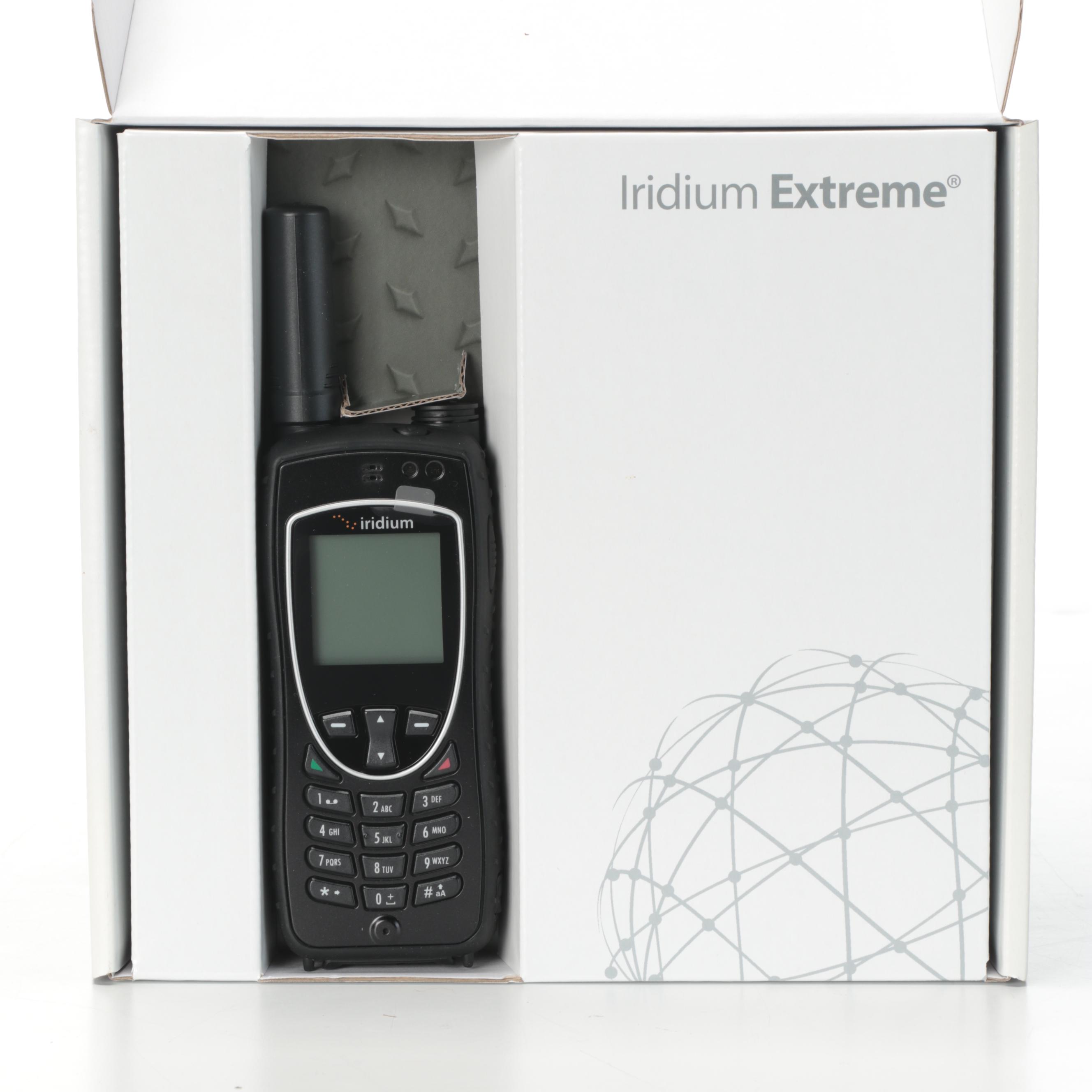 Grundig Emergency Radio With Iridium Extreme Satellite Phone