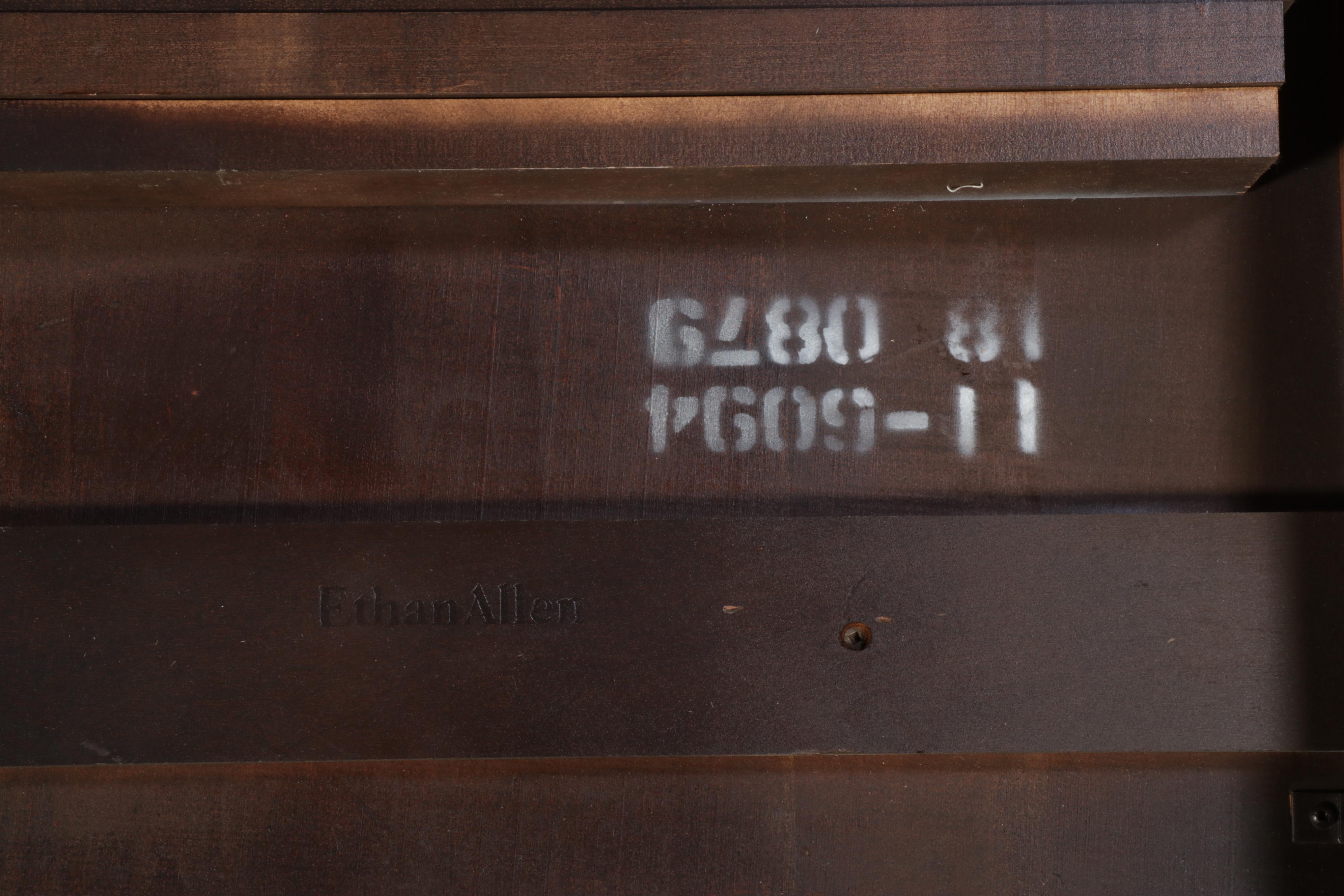 Ethan Allen Queen Anne Style Table and Six Ethan Allen Federal Style Chairs