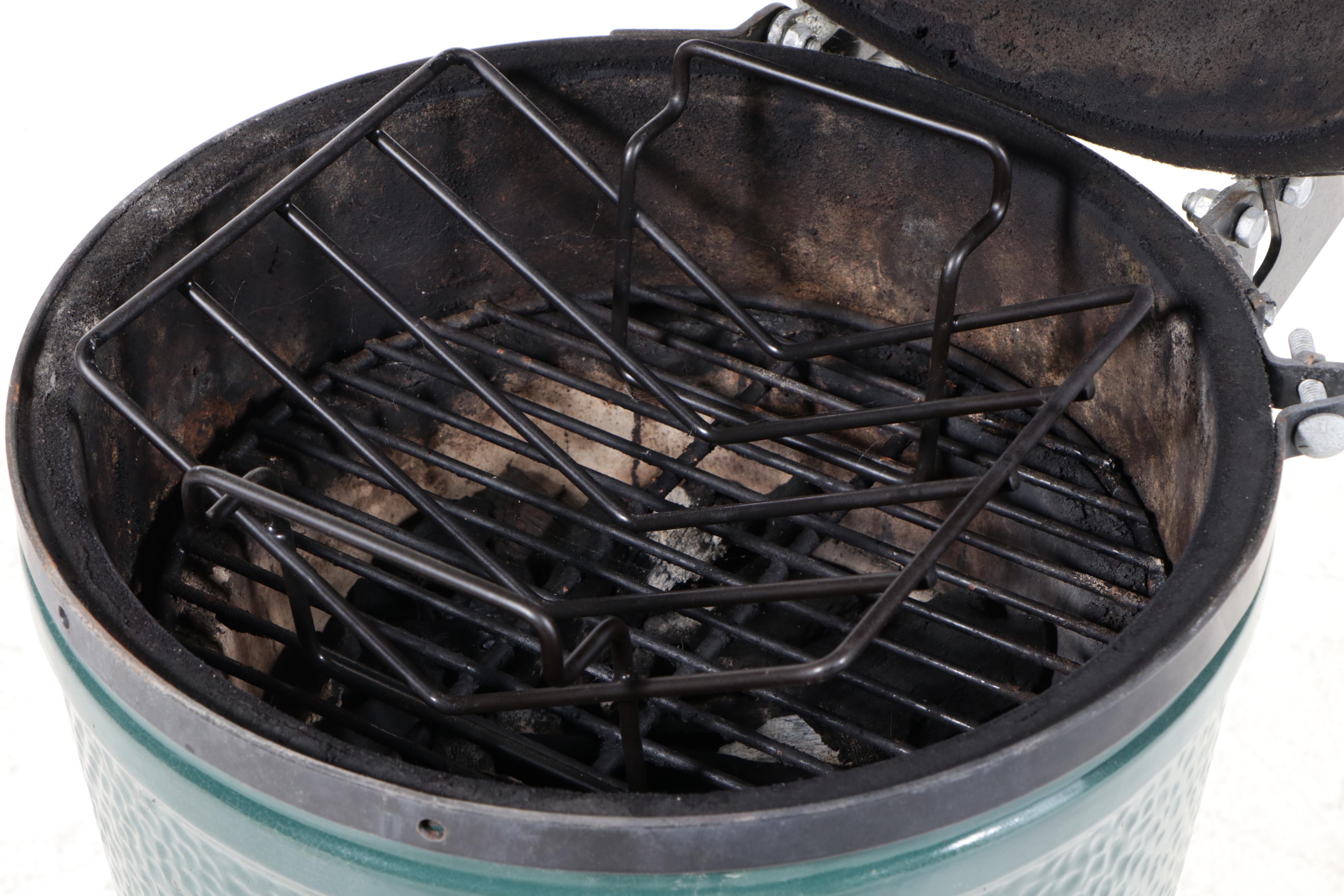Big Green Egg Charcoal Grill