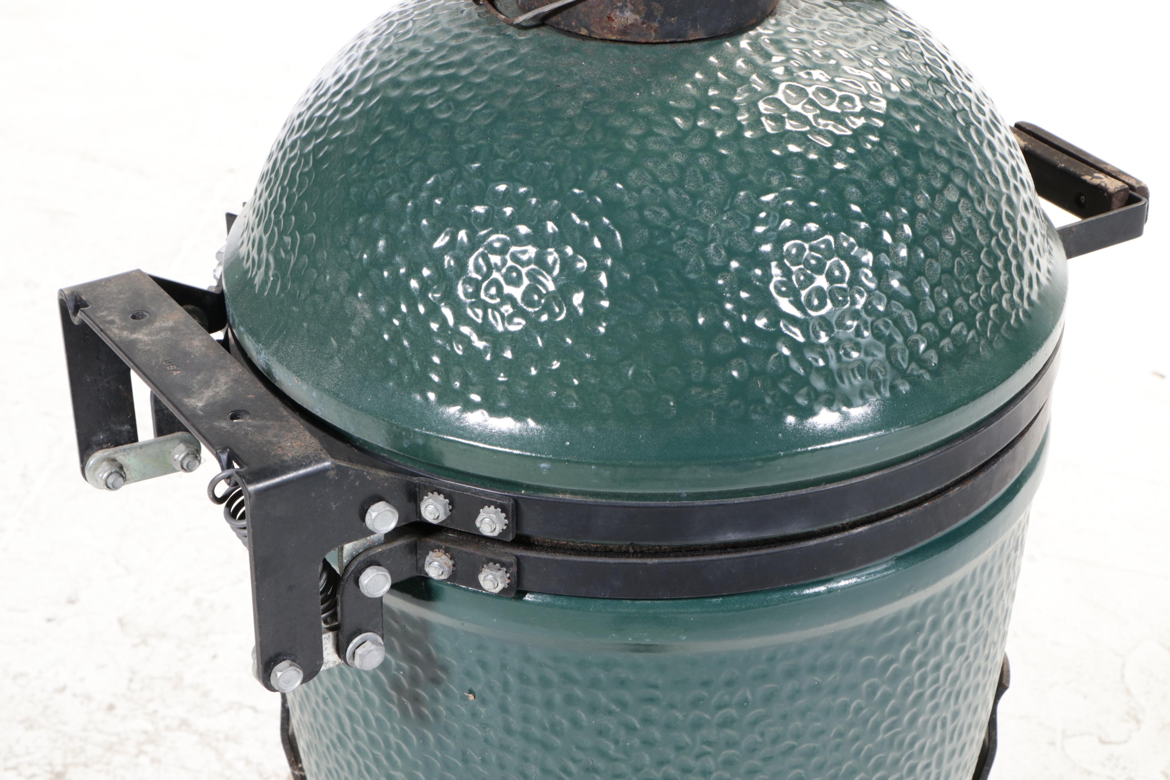Big Green Egg Charcoal Grill