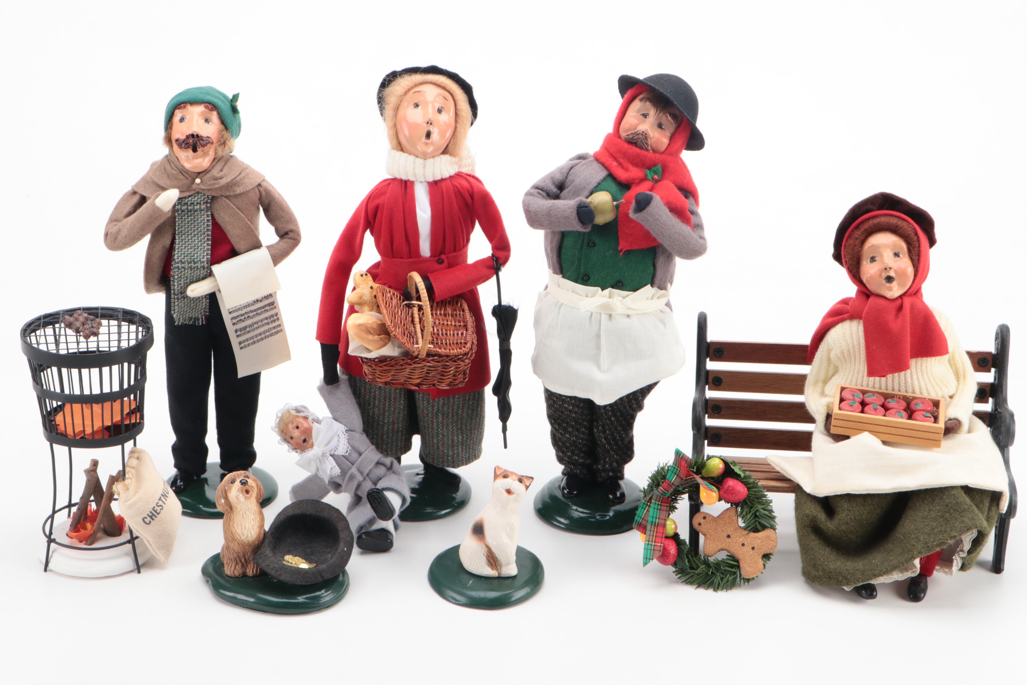 Byers' Choice Carolers Figurines