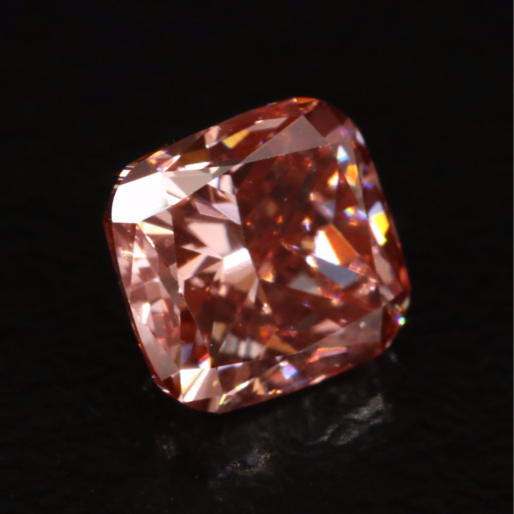 Loose 0.91 CT Fancy Brownish Pink Diamond