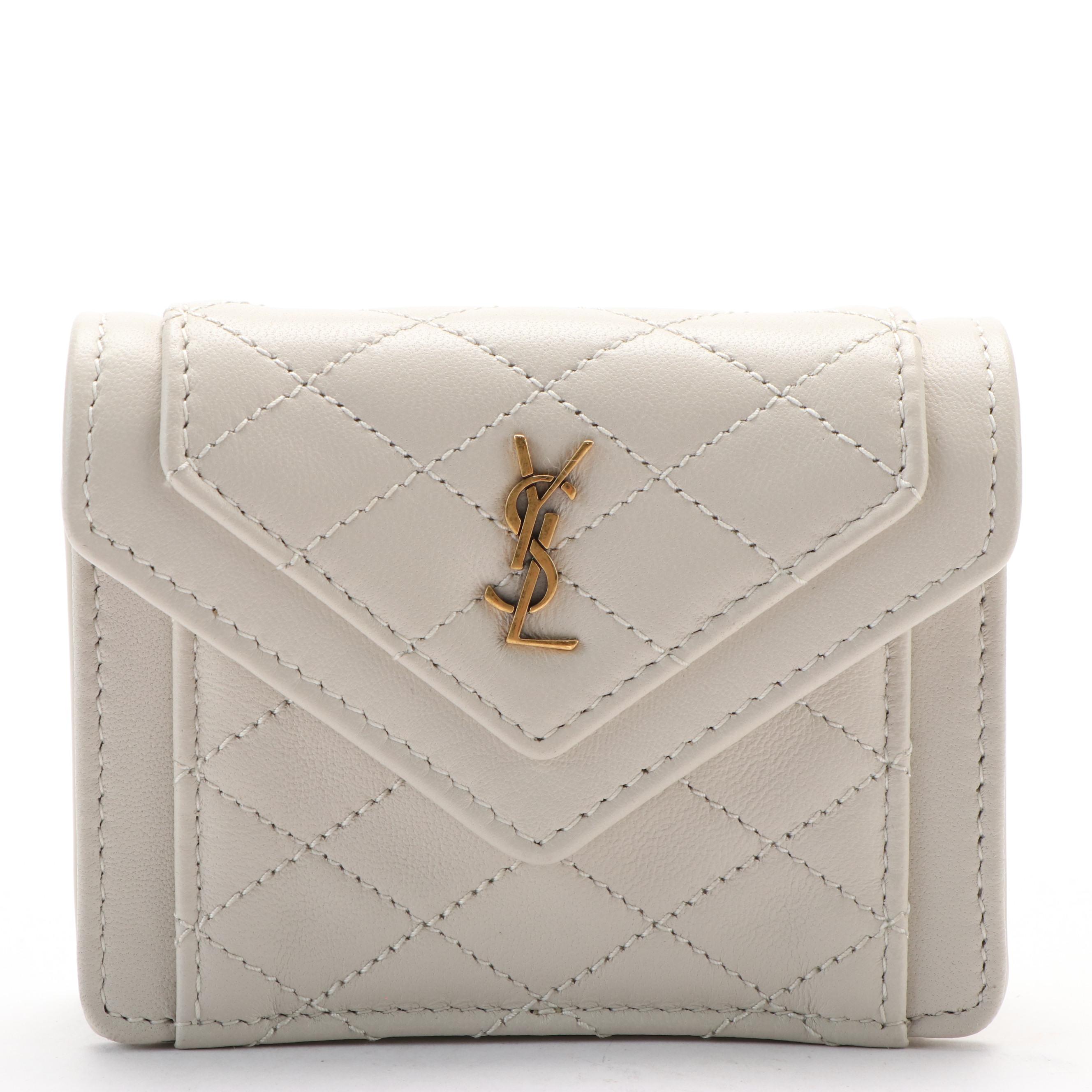 Yves Saint Laurent Card Holder in White Quilted Leather With Box