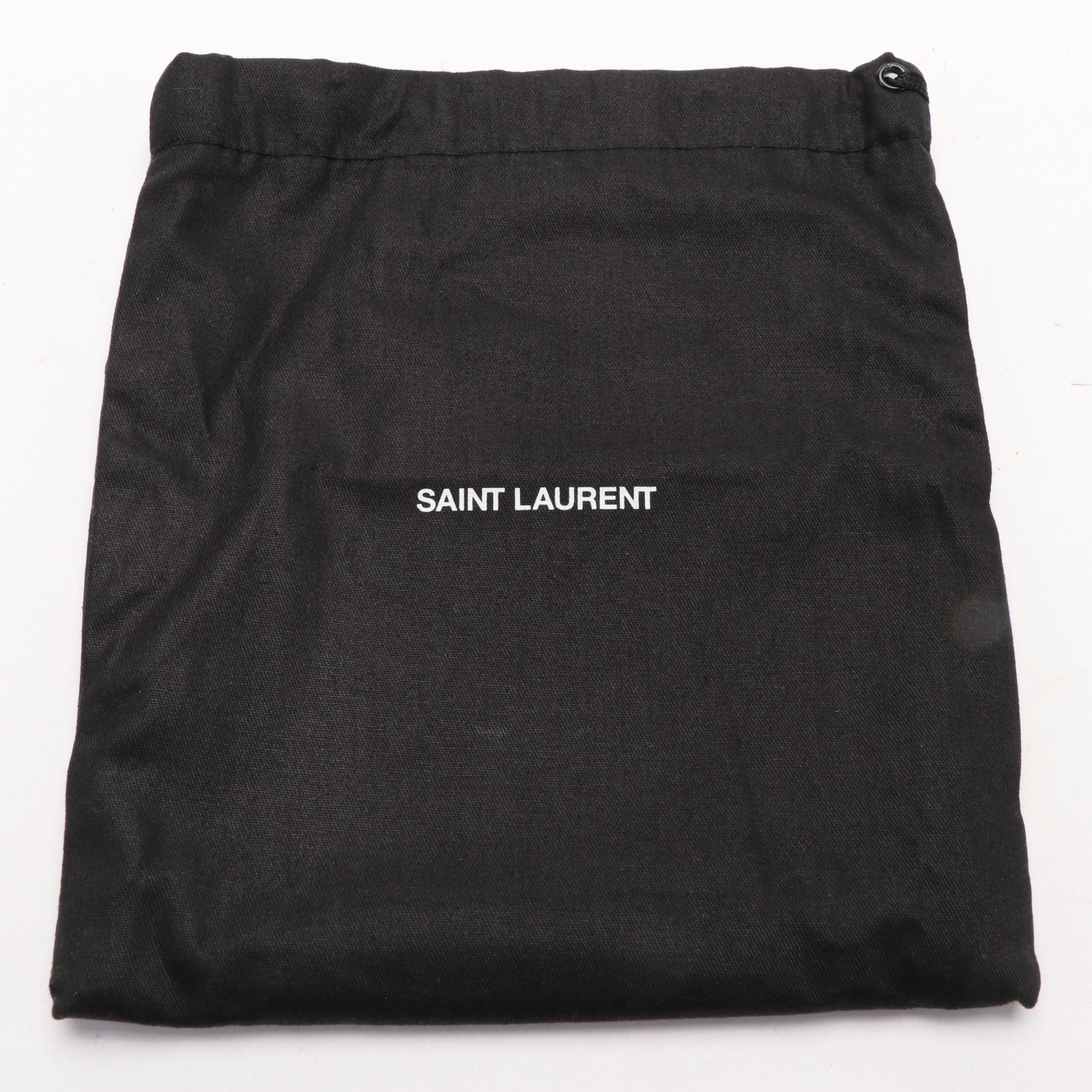 Yves Saint Laurent Card Holder in White Quilted Leather With Box