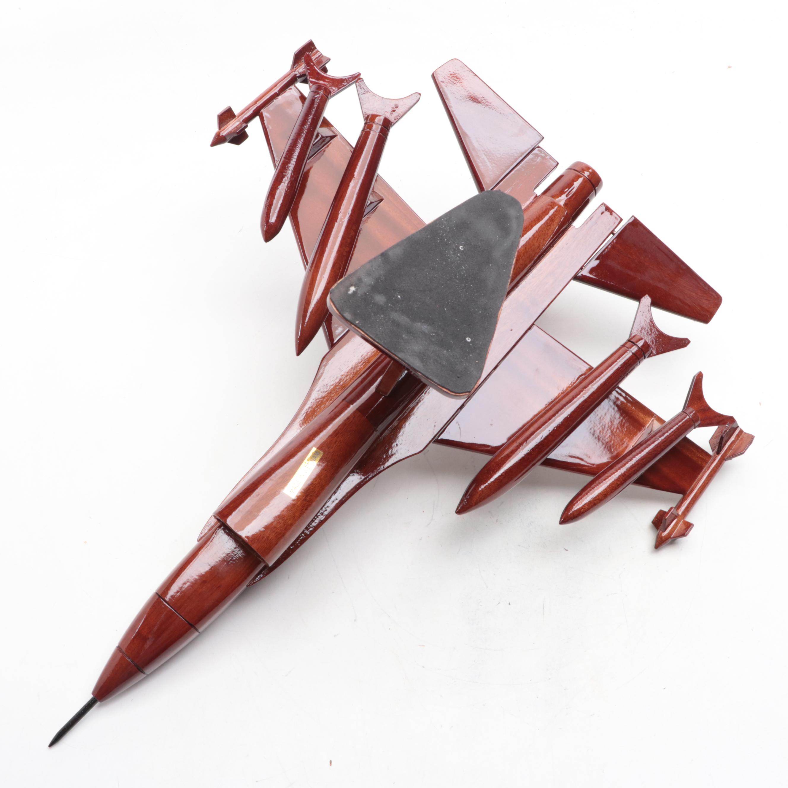 Wooden F-16 Fighting Falcon Figurine