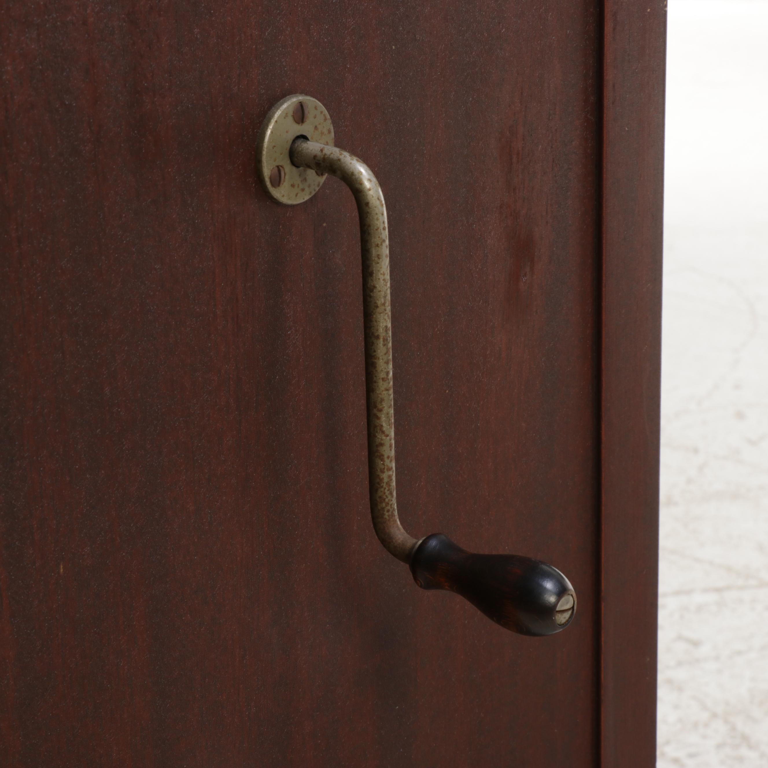 Edison Disc Phonograph Model C150 Mahogany Cabinet Record Player, Early 20th C