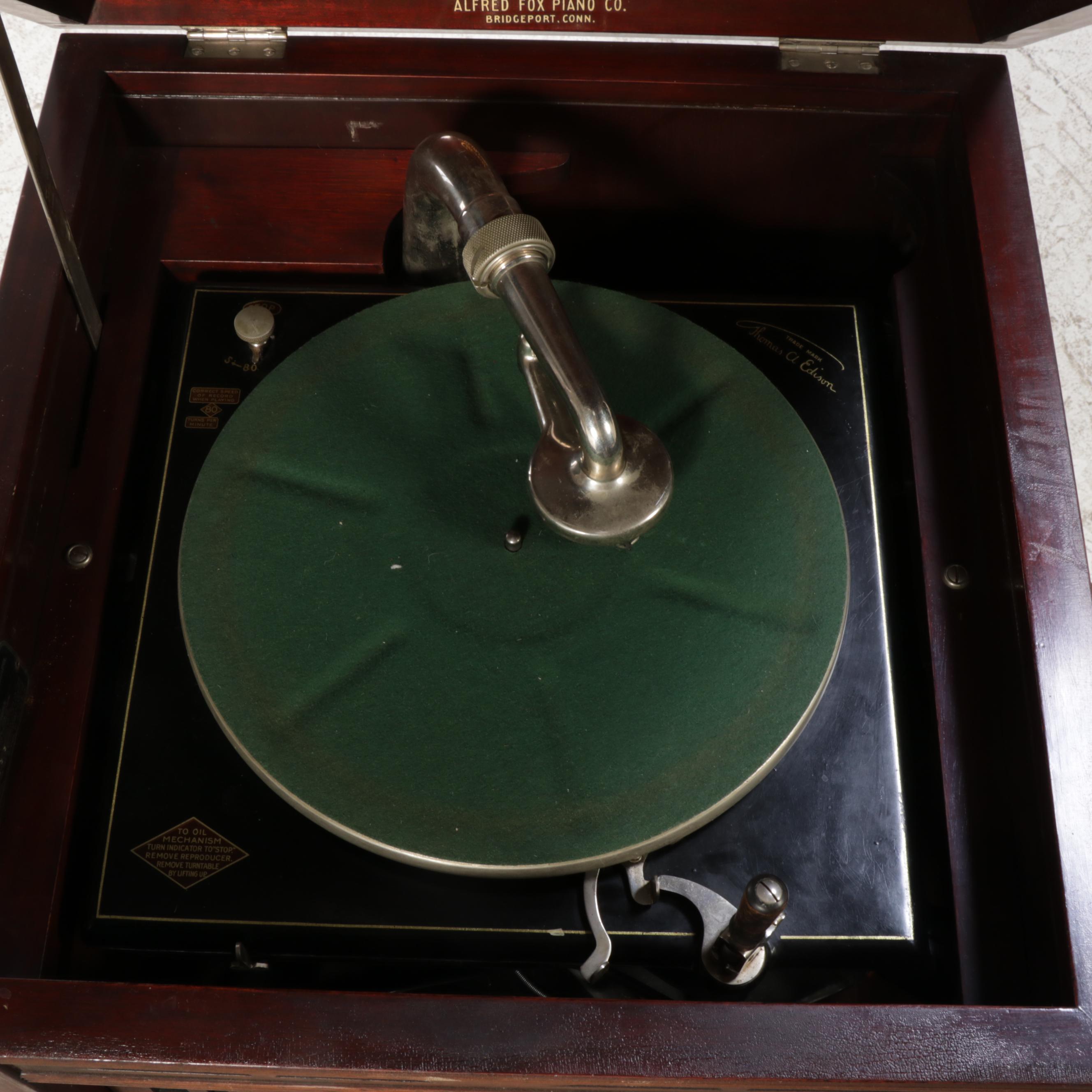 Edison Disc Phonograph Model C150 Mahogany Cabinet Record Player, Early 20th C