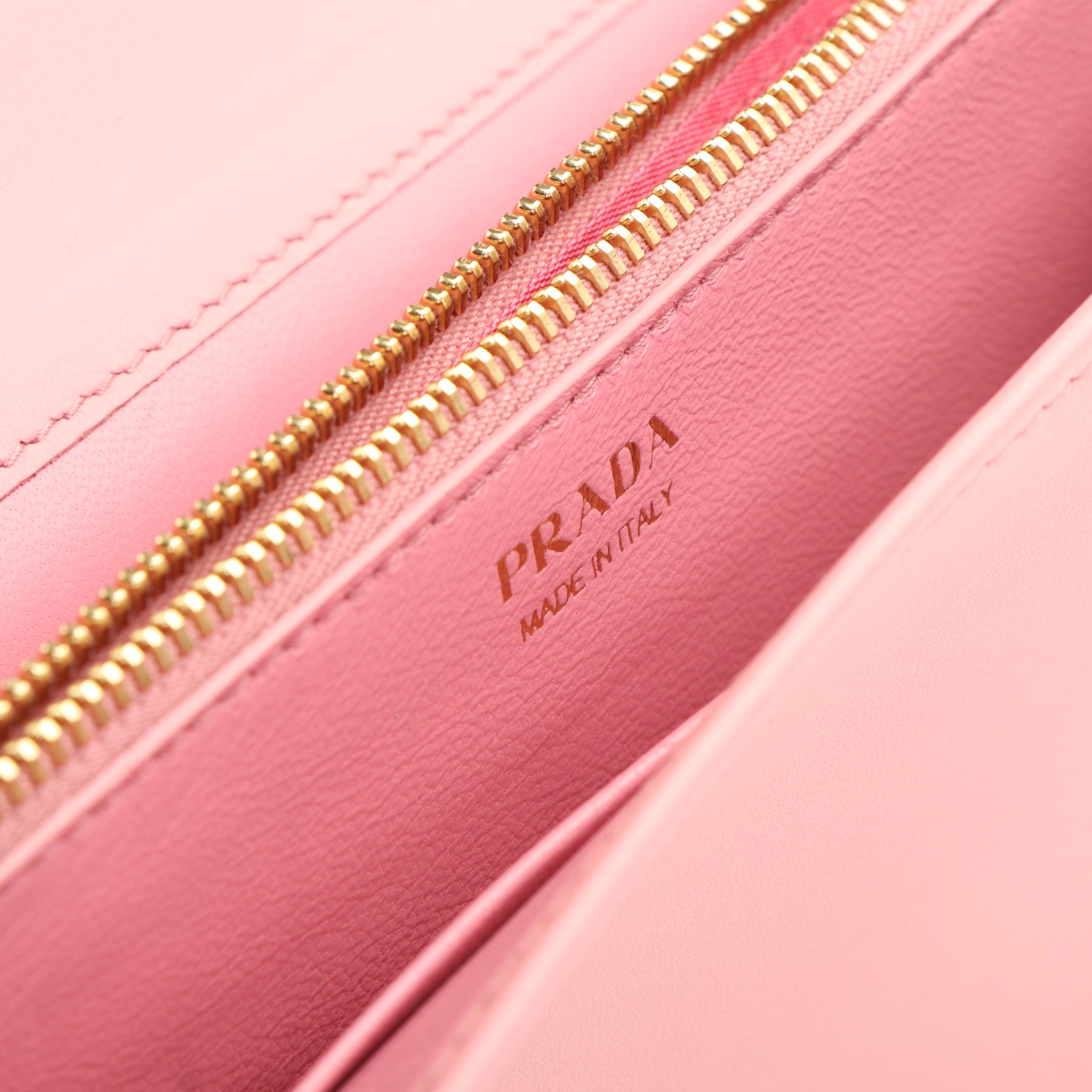 Prada Chain Shoulder Bag in Woven Straw and Pink Leather