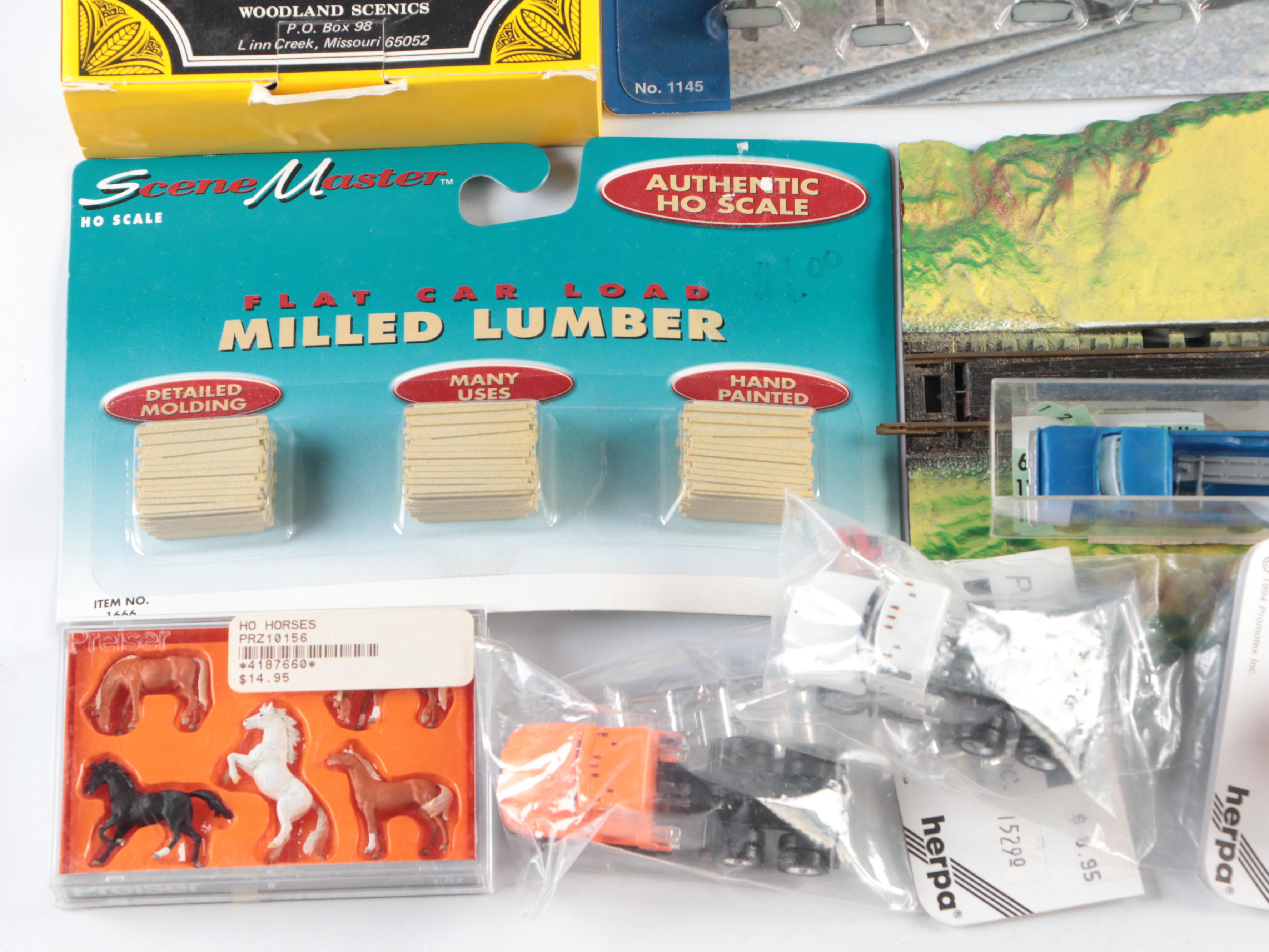 Tyco Train Cars with Life-Like Trains Railroad Signals and More