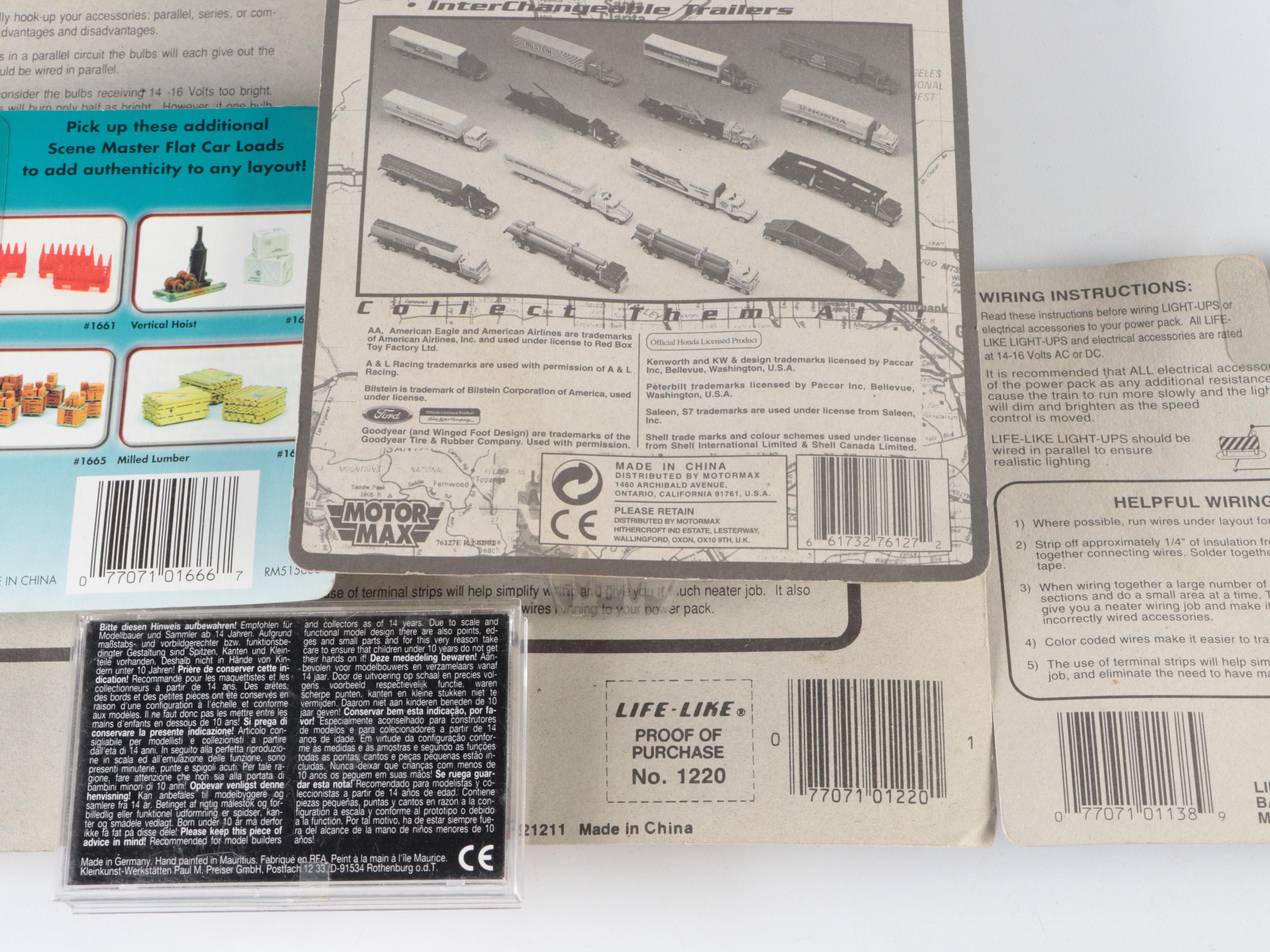 Tyco Train Cars with Life-Like Trains Railroad Signals and More