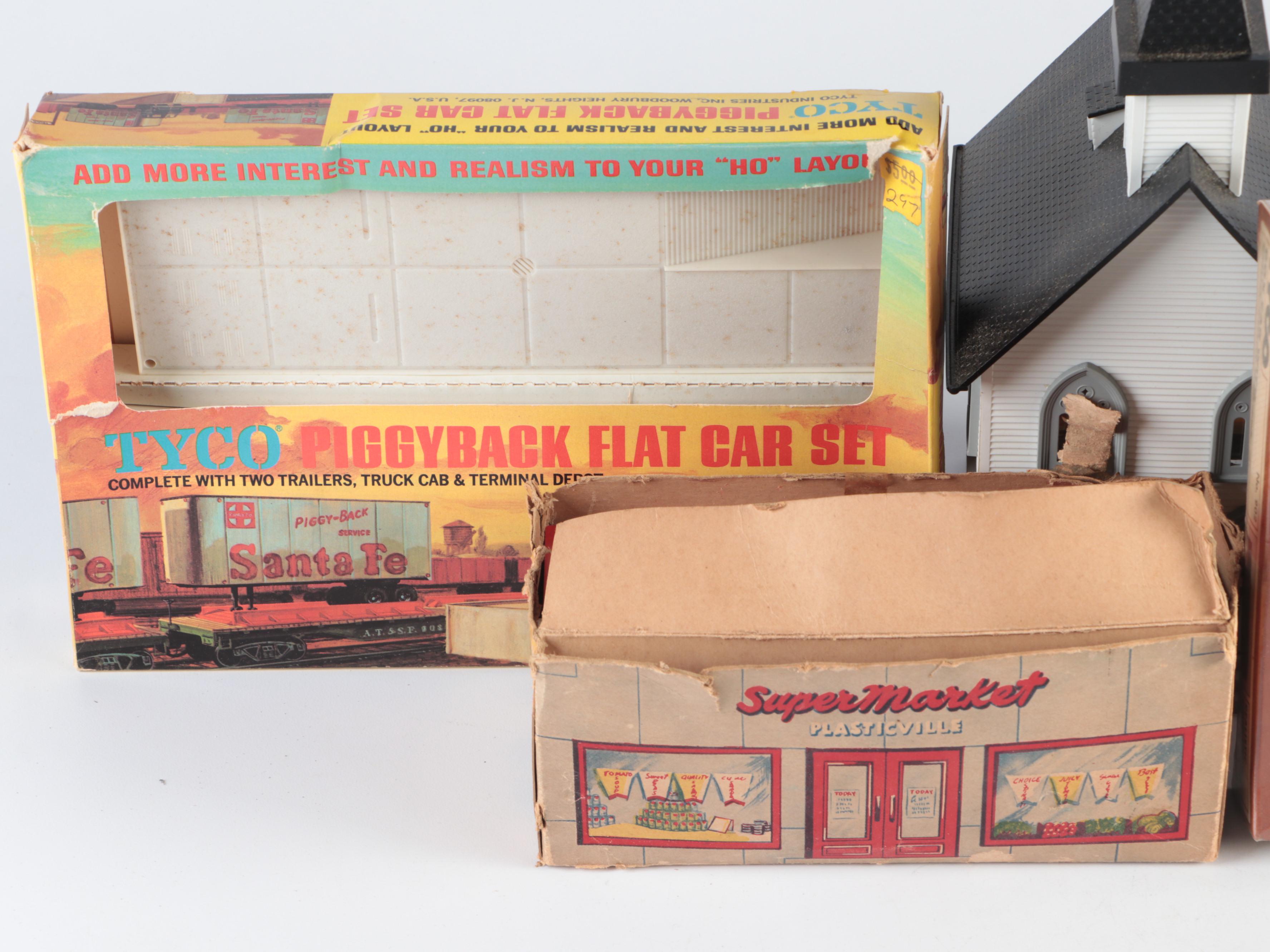 Tyco Train Cars with Life-Like Trains Railroad Signals and More