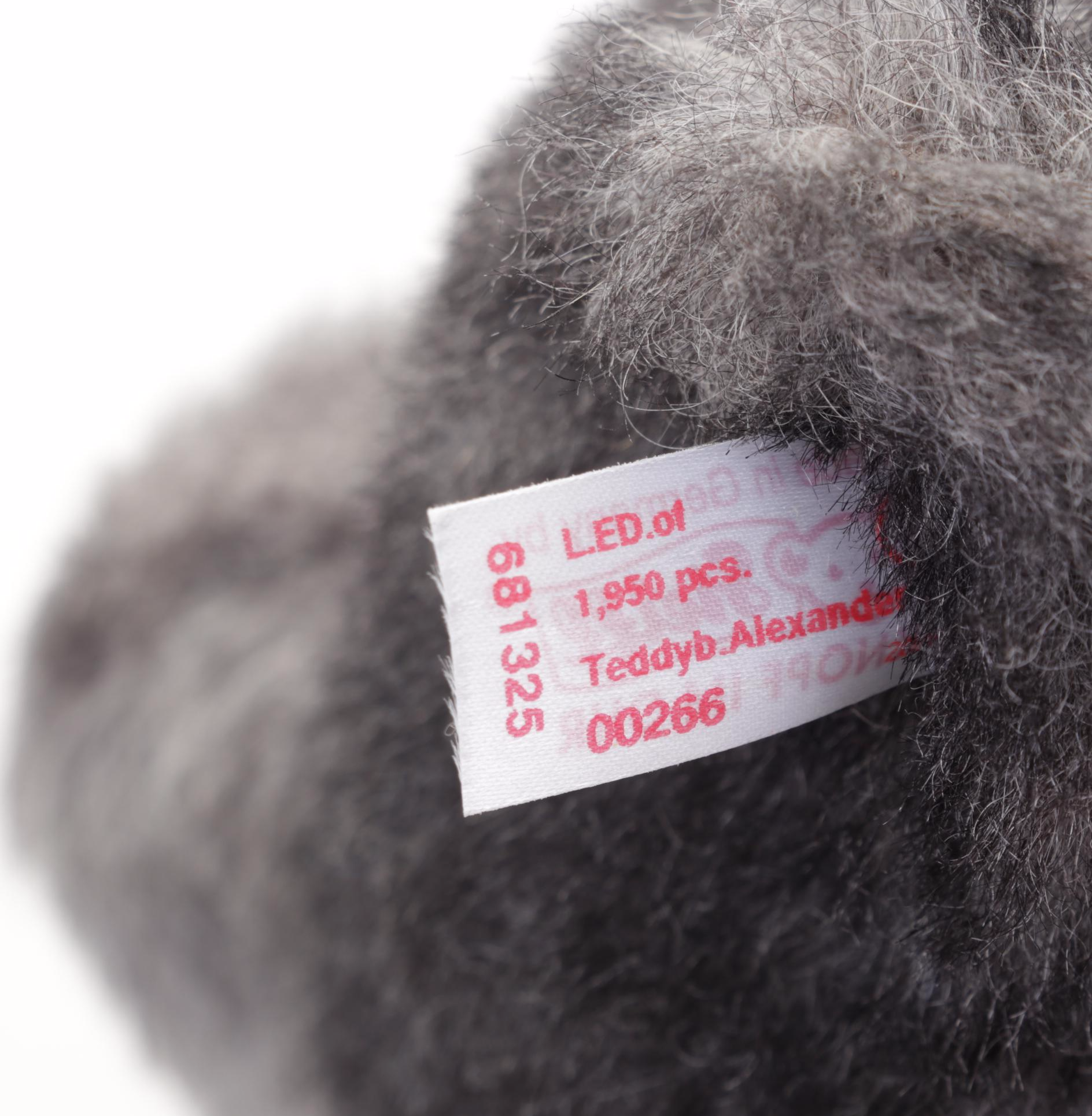 Steiff Limited Edition Growler Bears Featuring "Leopold", "Alexander", and More