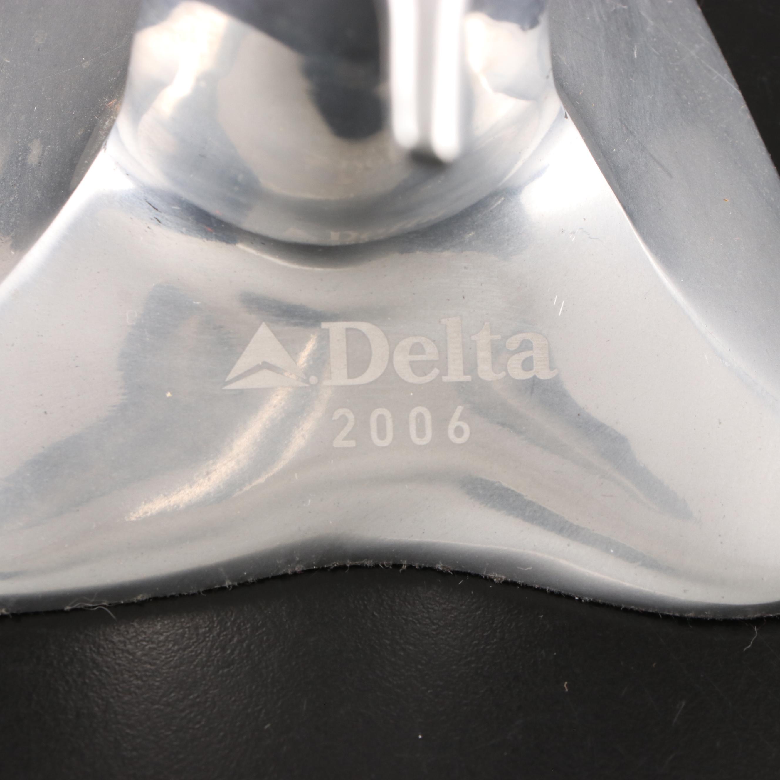Delta Polished Aluminum Airplane Model, 2006