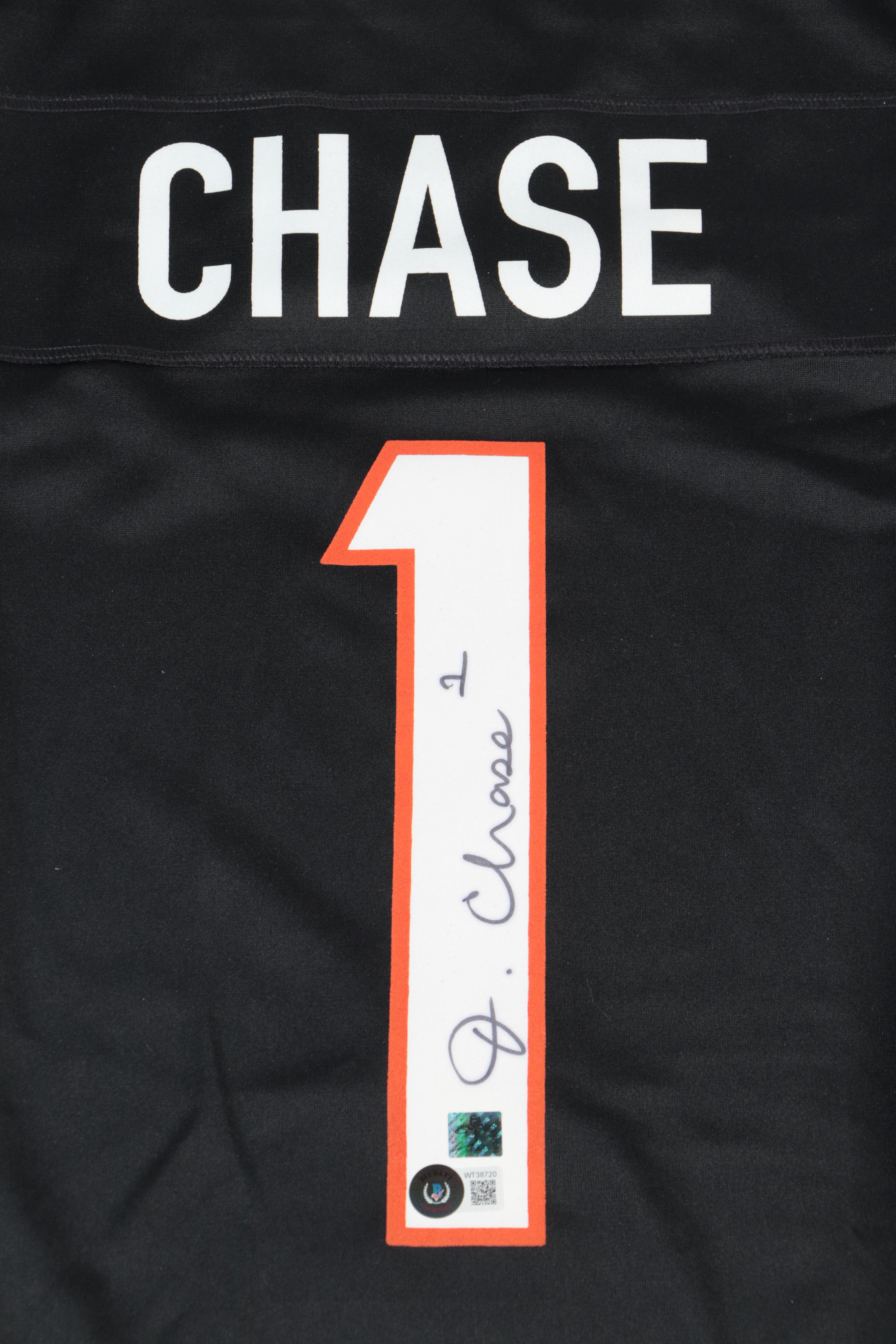 Ja'Marr Chase Signed Cincinnati Bengals Nike Football Jersey