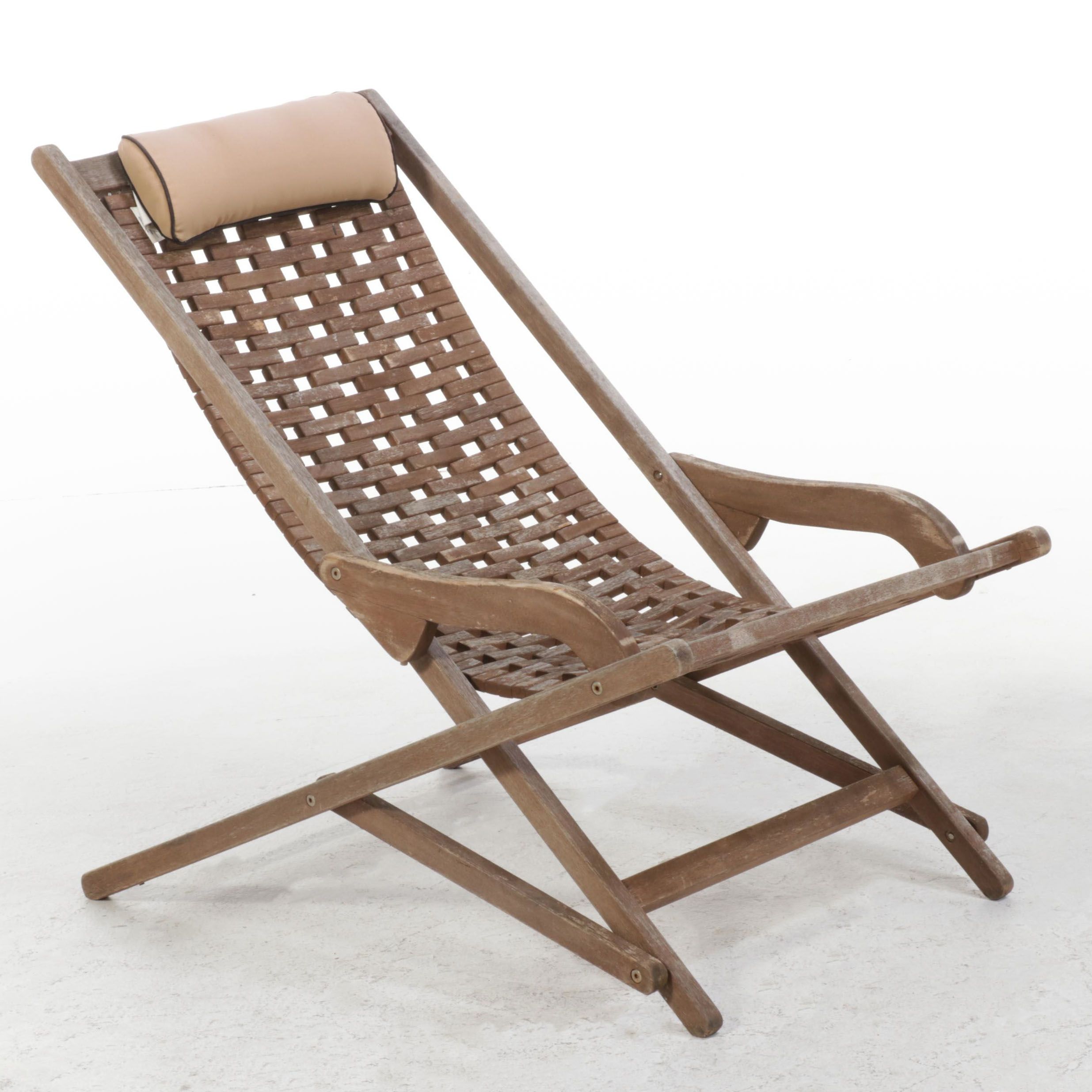 Modern Outdoor Interiors Eucalyptus Swing Lounge Chair