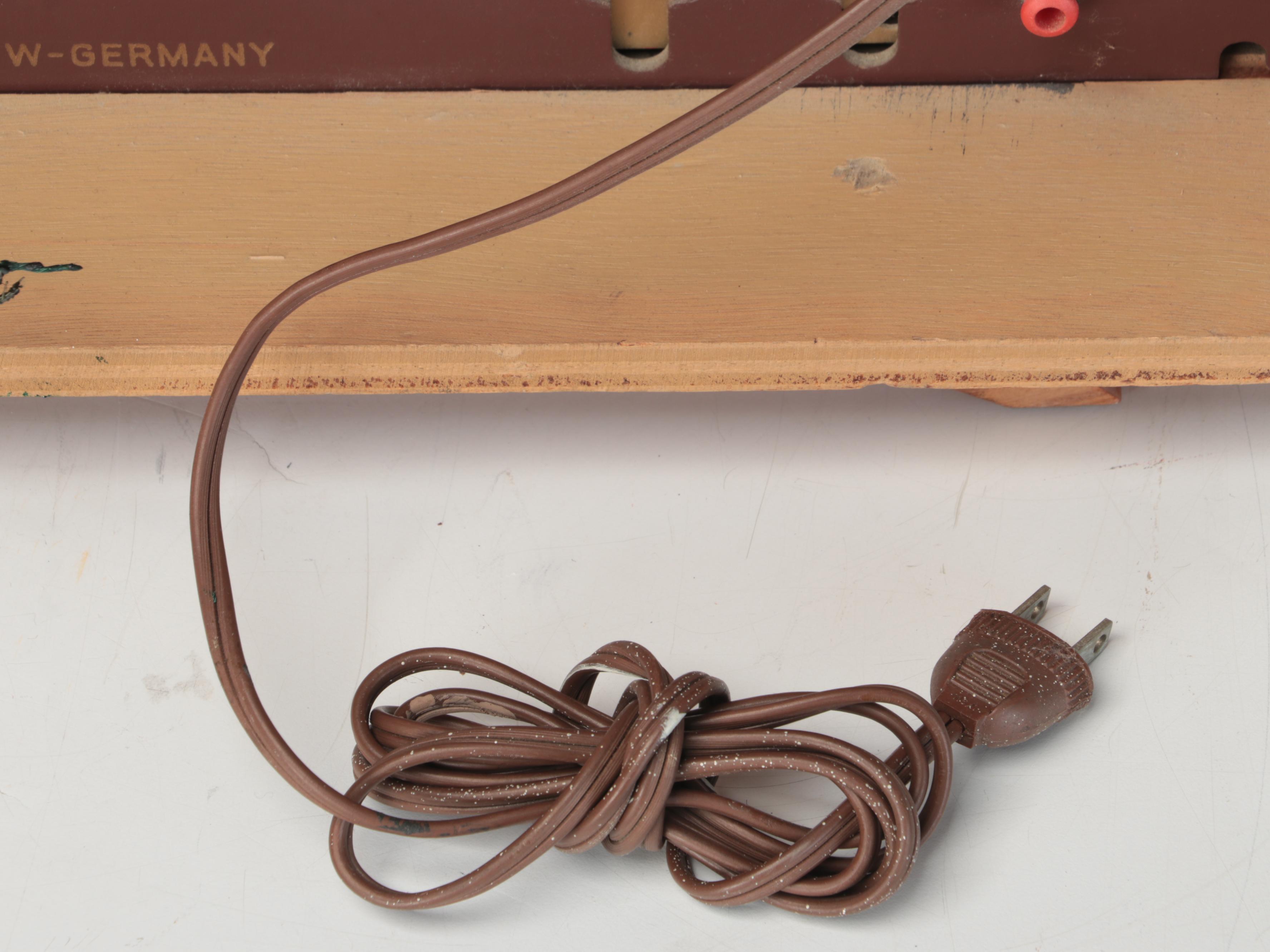 MCM Grundig Majestic 4095 Wood Veneer Radio, 1950s