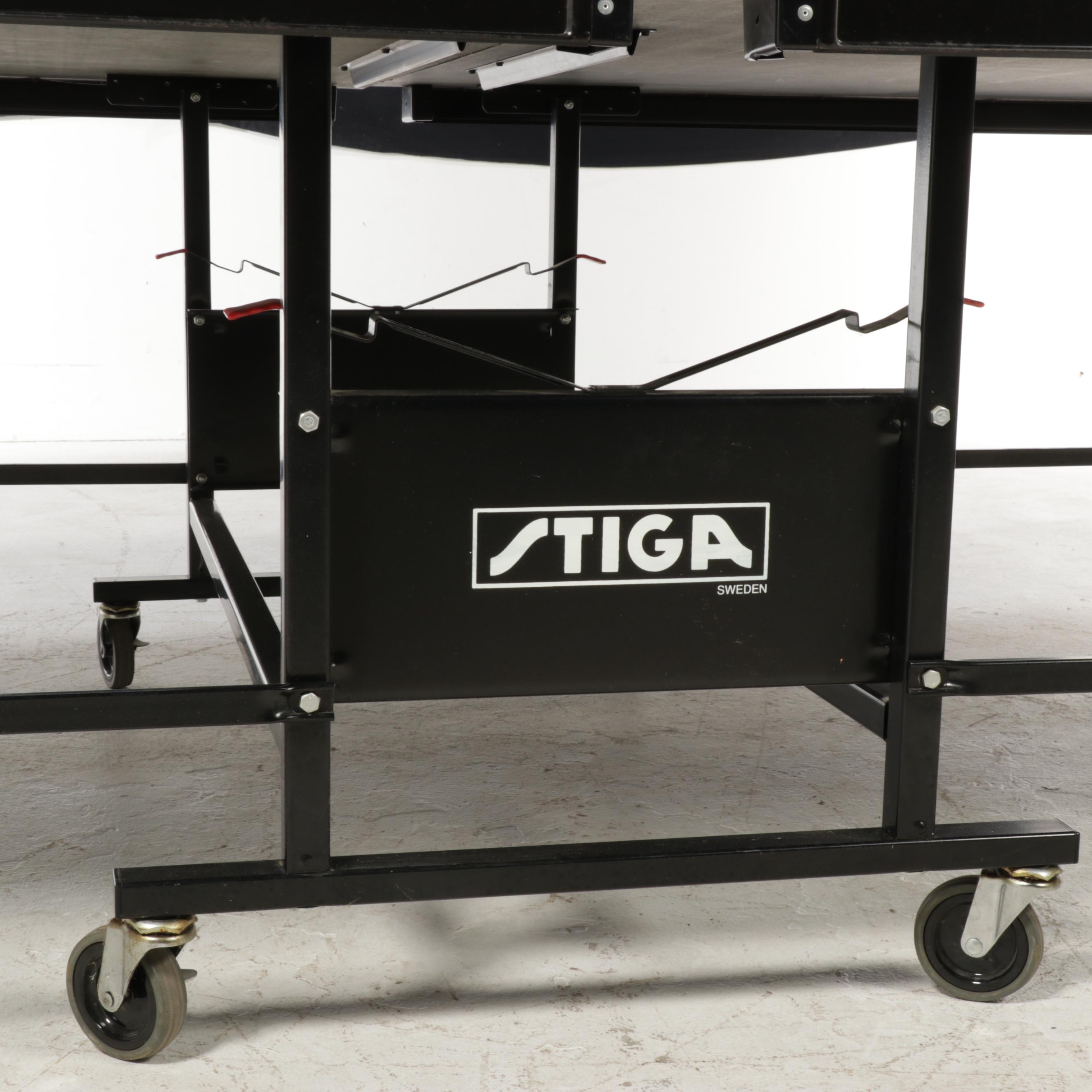 Stiga Folding Ping Pong Table