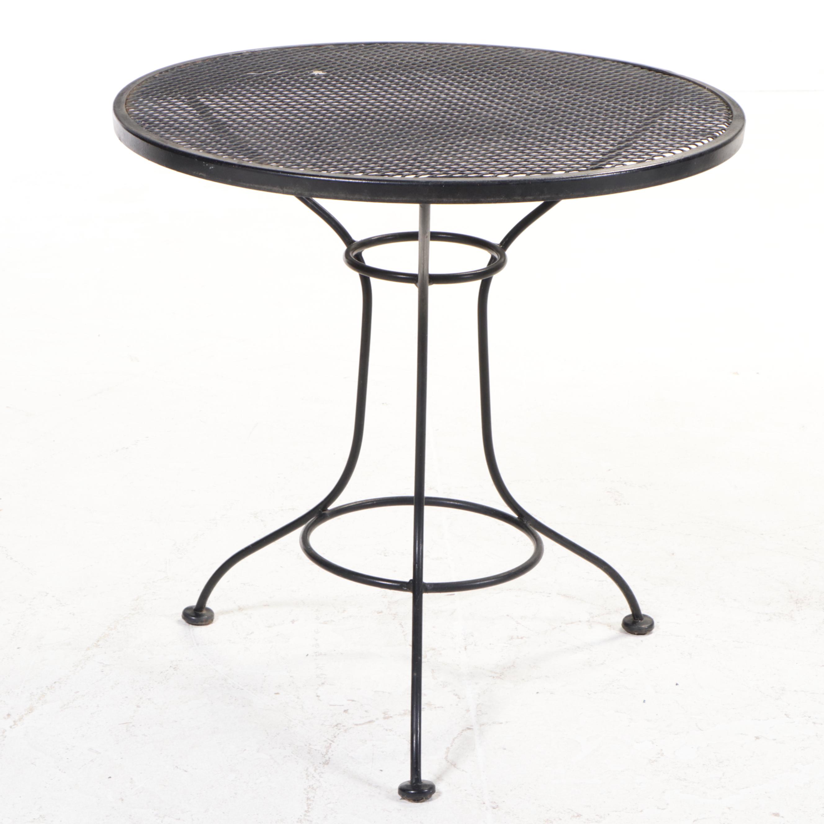 Black Metal and Diamond Mesh Bistro Set