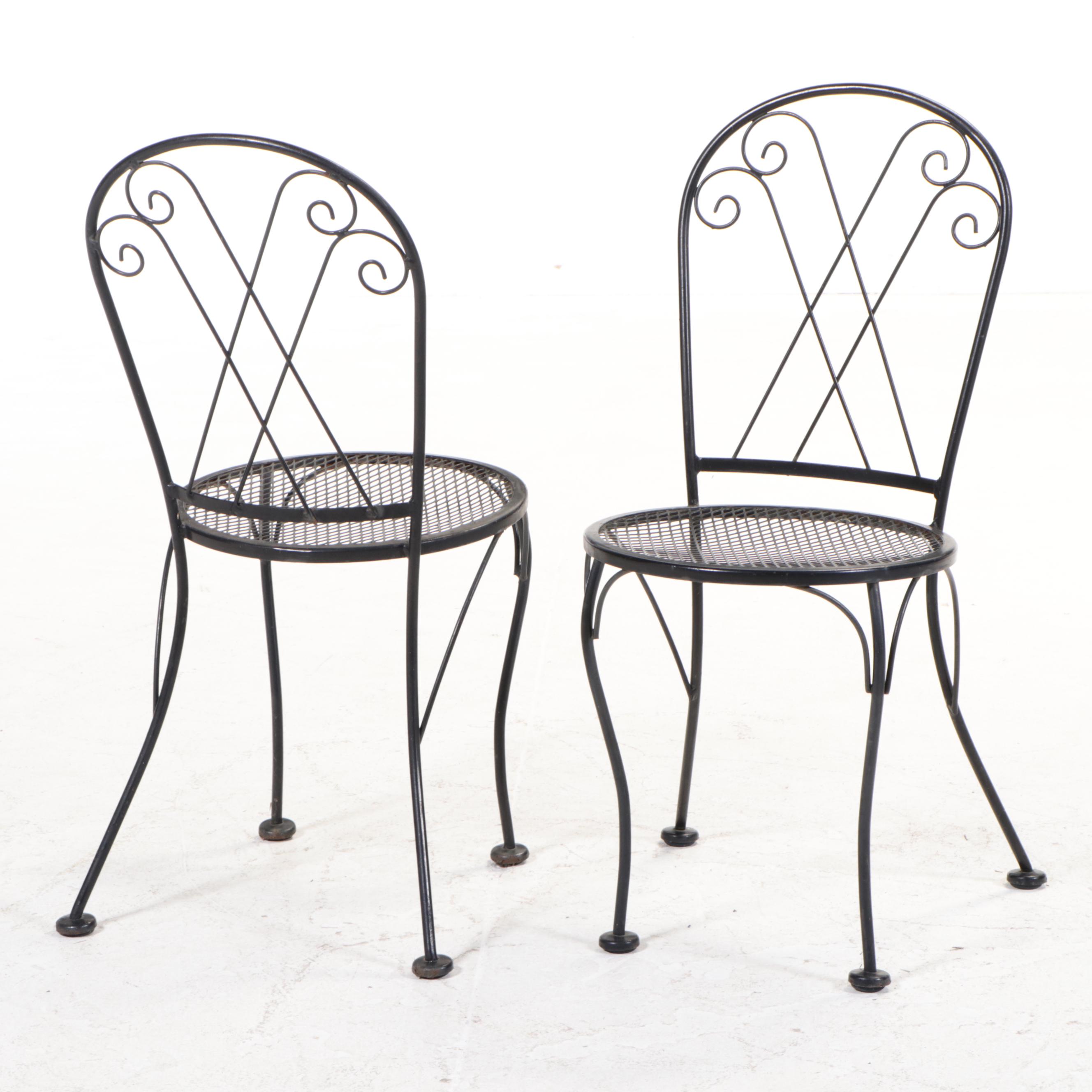 Black Metal and Diamond Mesh Bistro Set