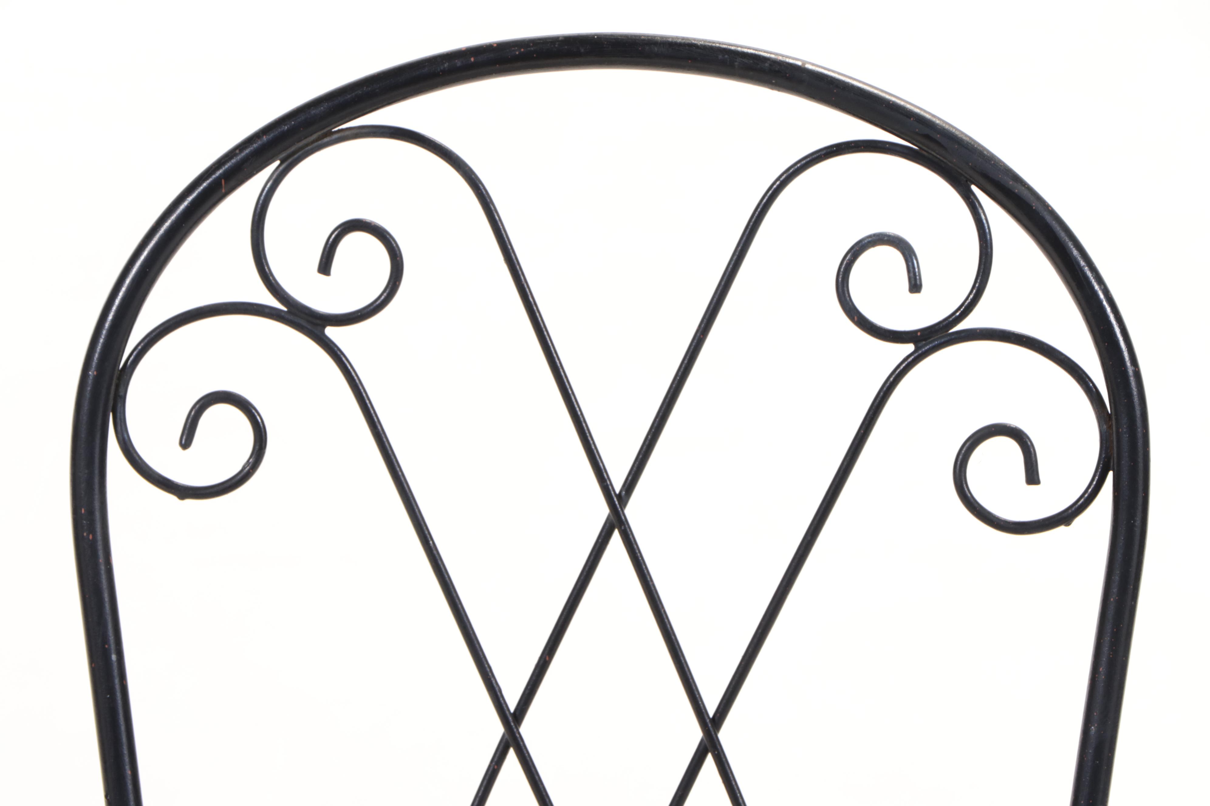 Black Metal and Diamond Mesh Bistro Set