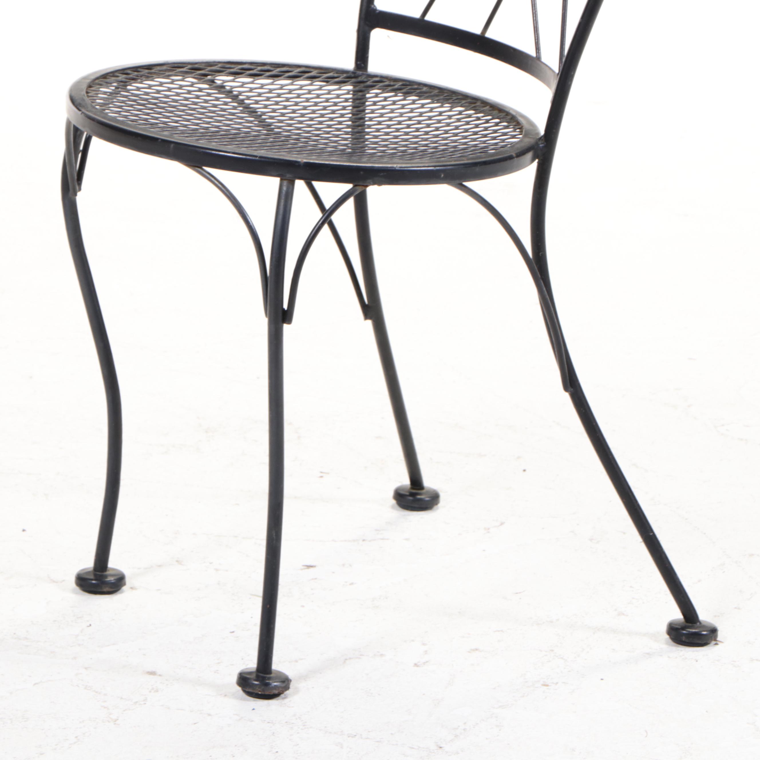 Black Metal and Diamond Mesh Bistro Set