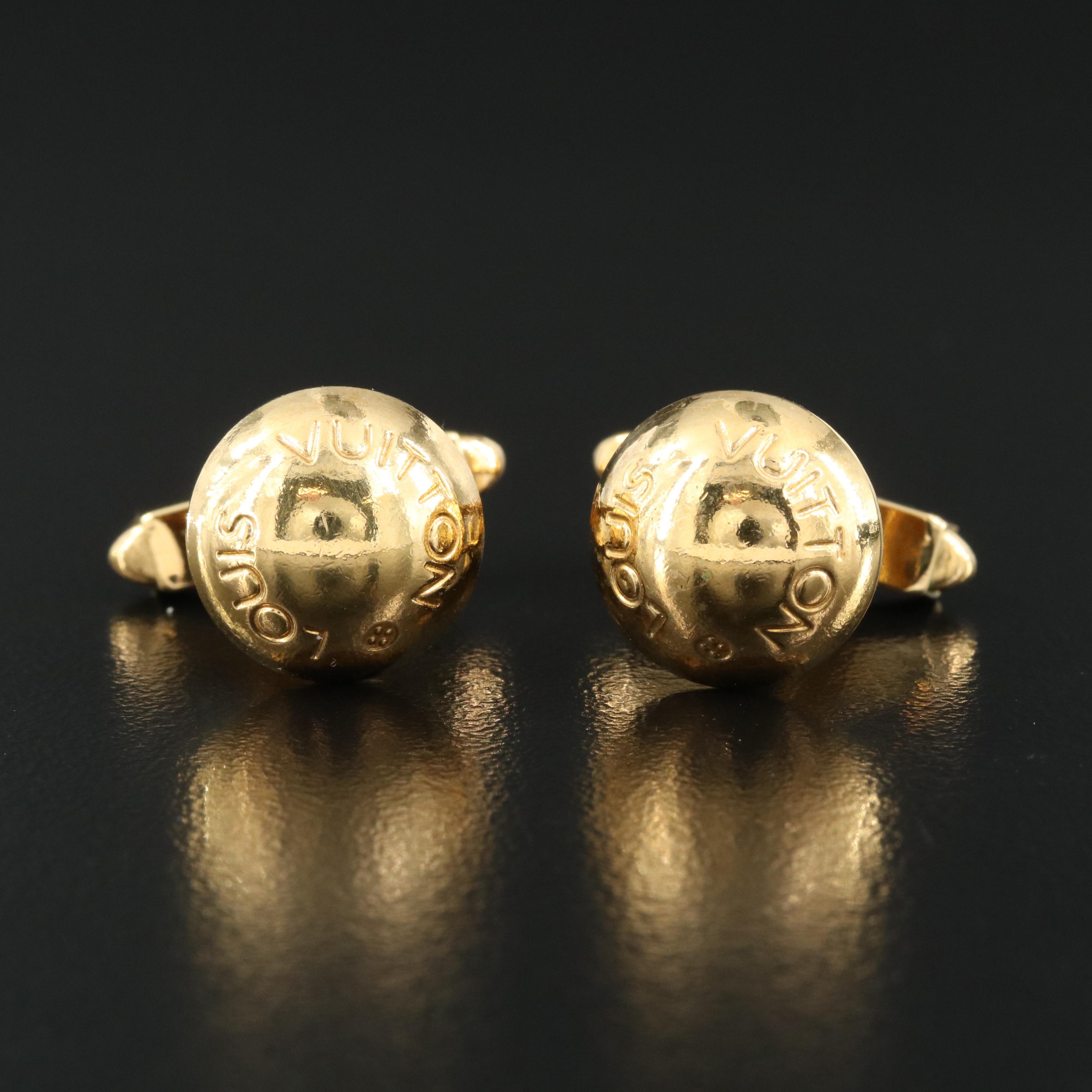 Louis Vuitton Cufflinks in Taiga Leather Case