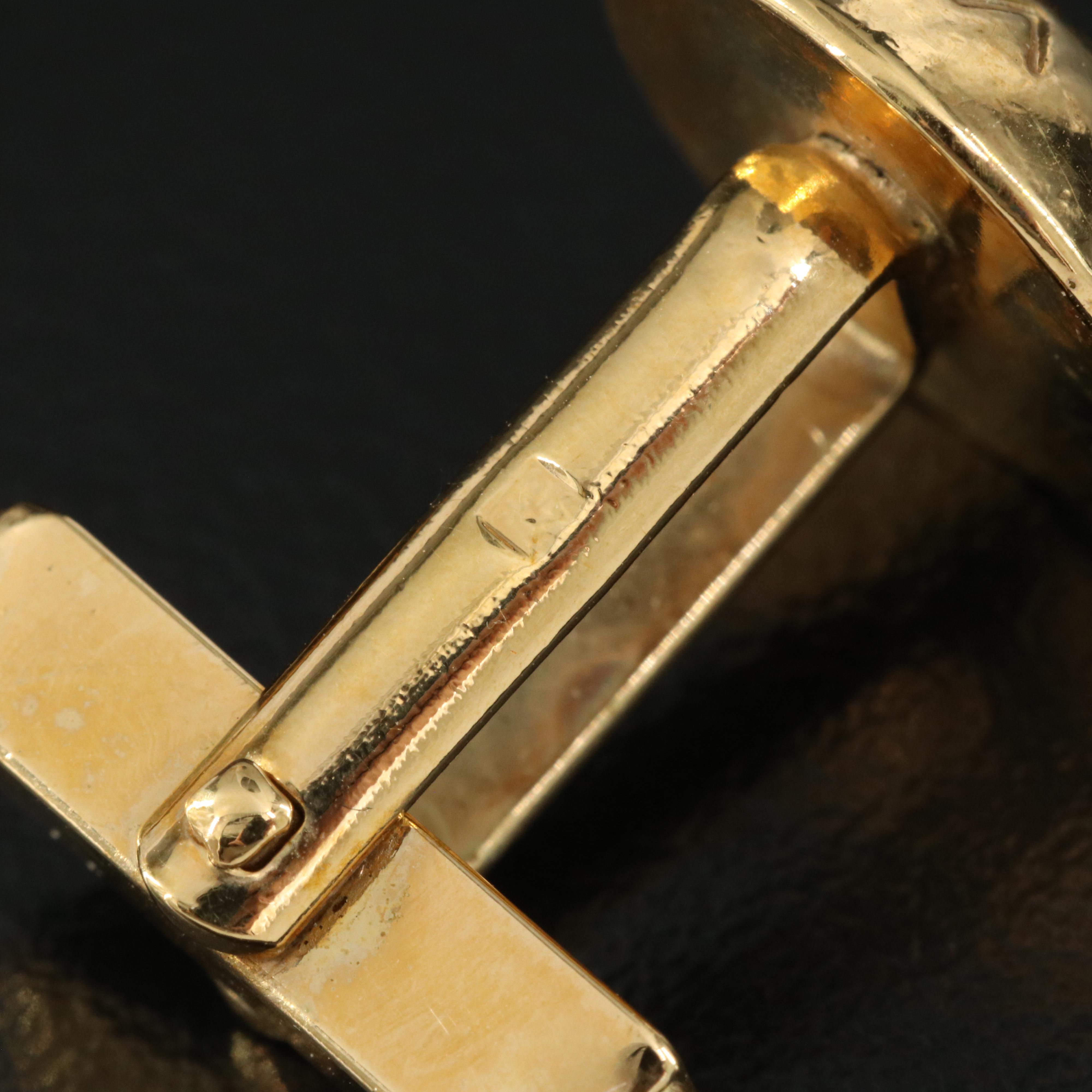 Louis Vuitton Cufflinks in Taiga Leather Case