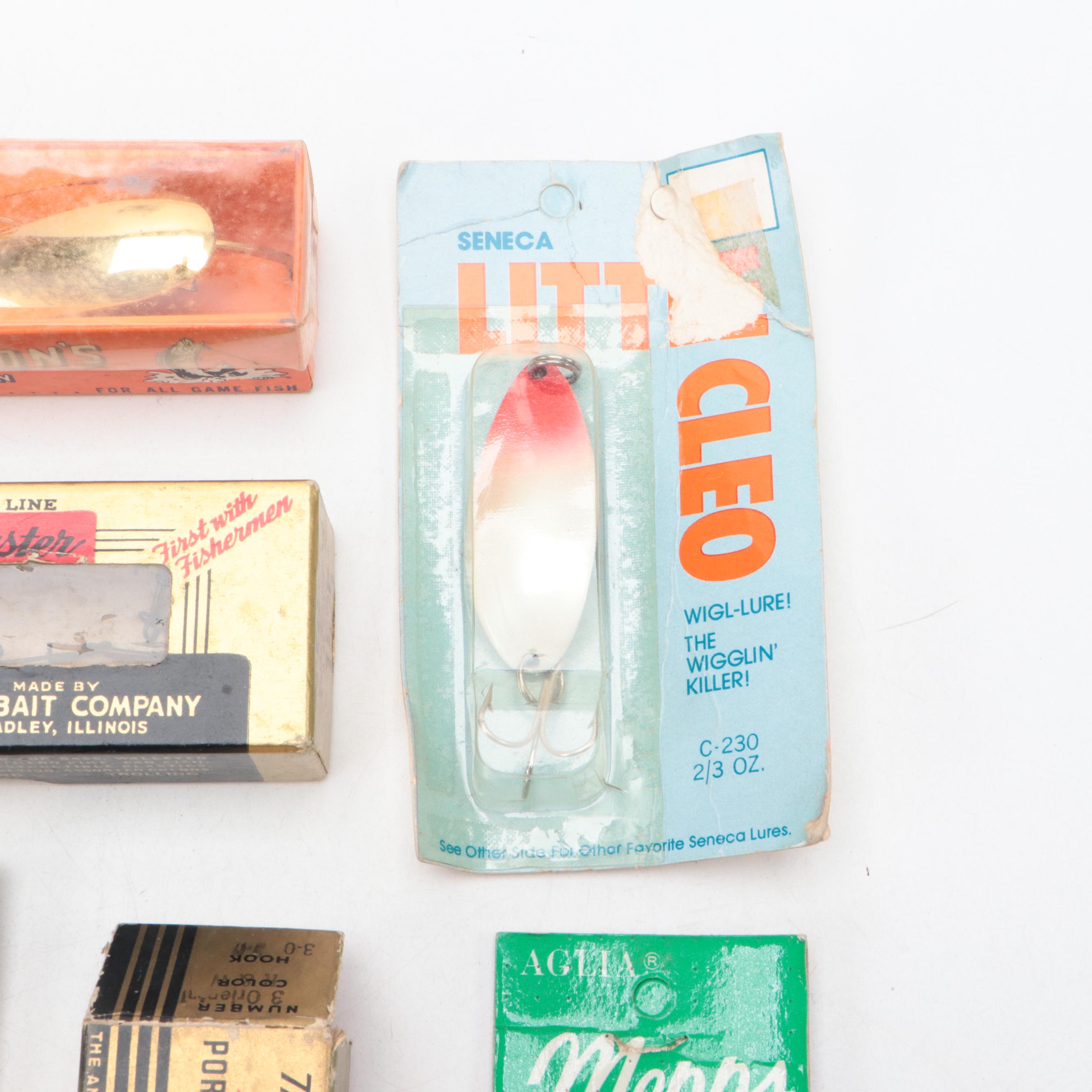 Hofschneider "Red Eye" Spoon with Assorted Lure Collection