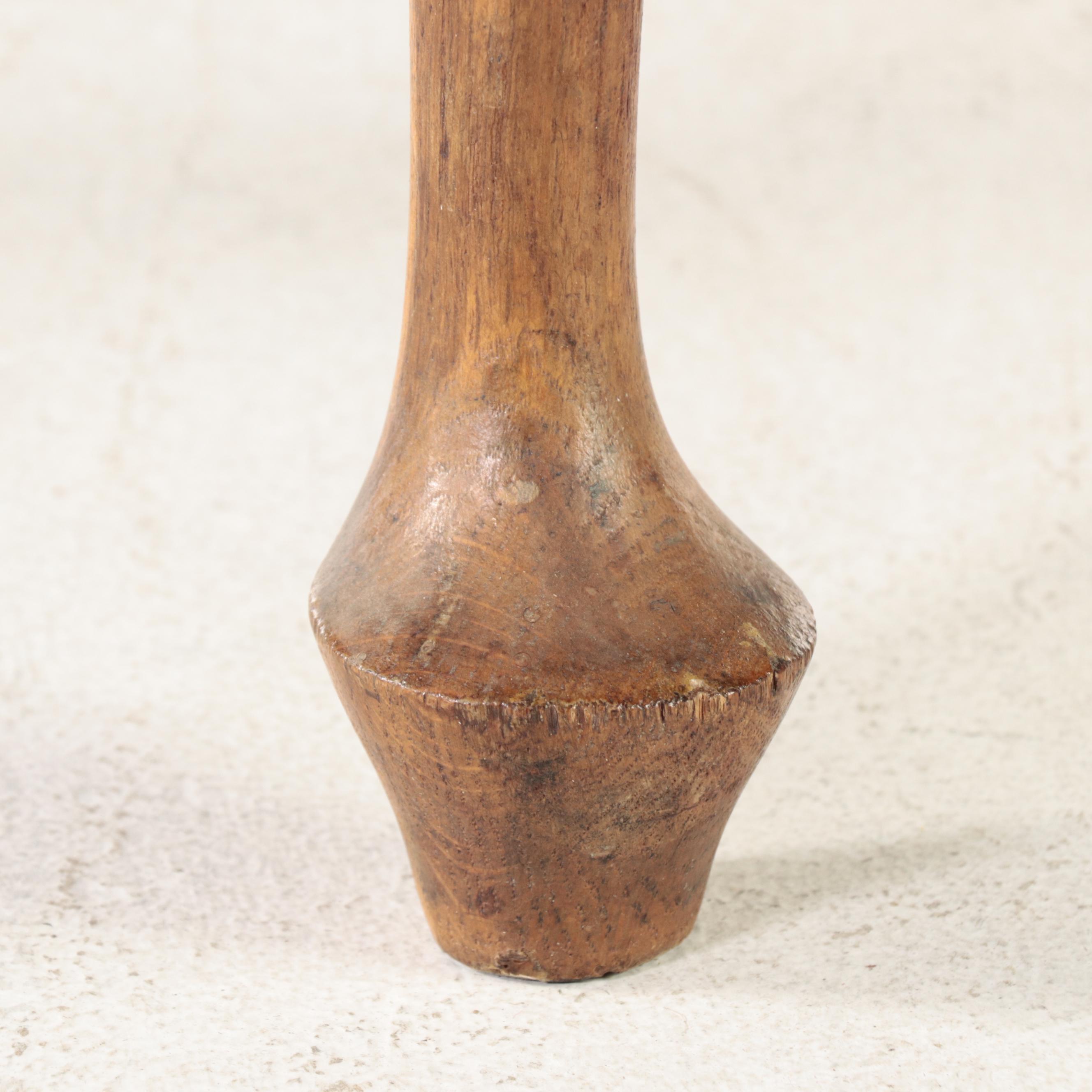 Queen Anne Style Oak Dining Table with Four Walnut-Finish Side Chairs