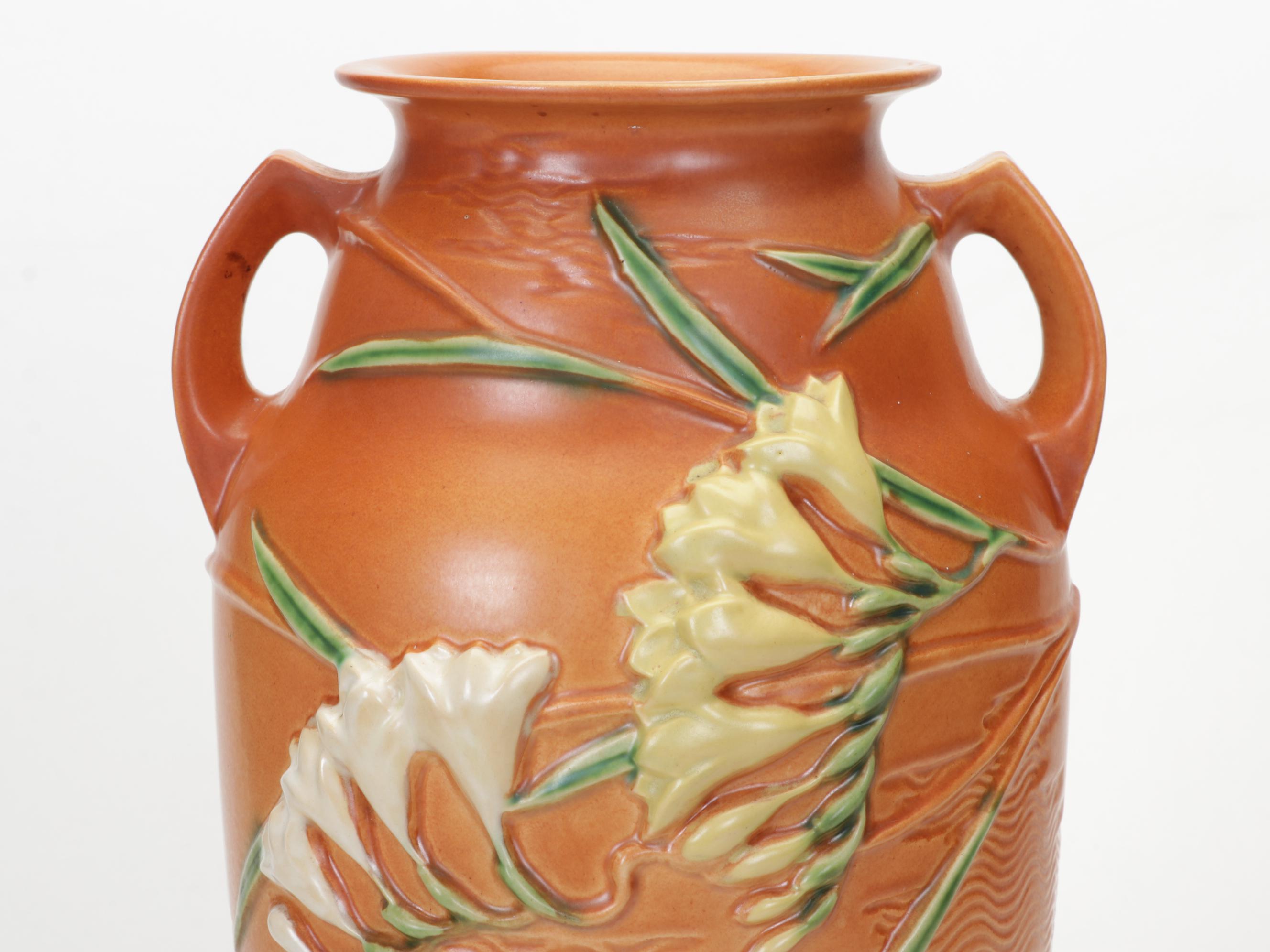 Roseville "Freesia" Brown Vase, 1940s