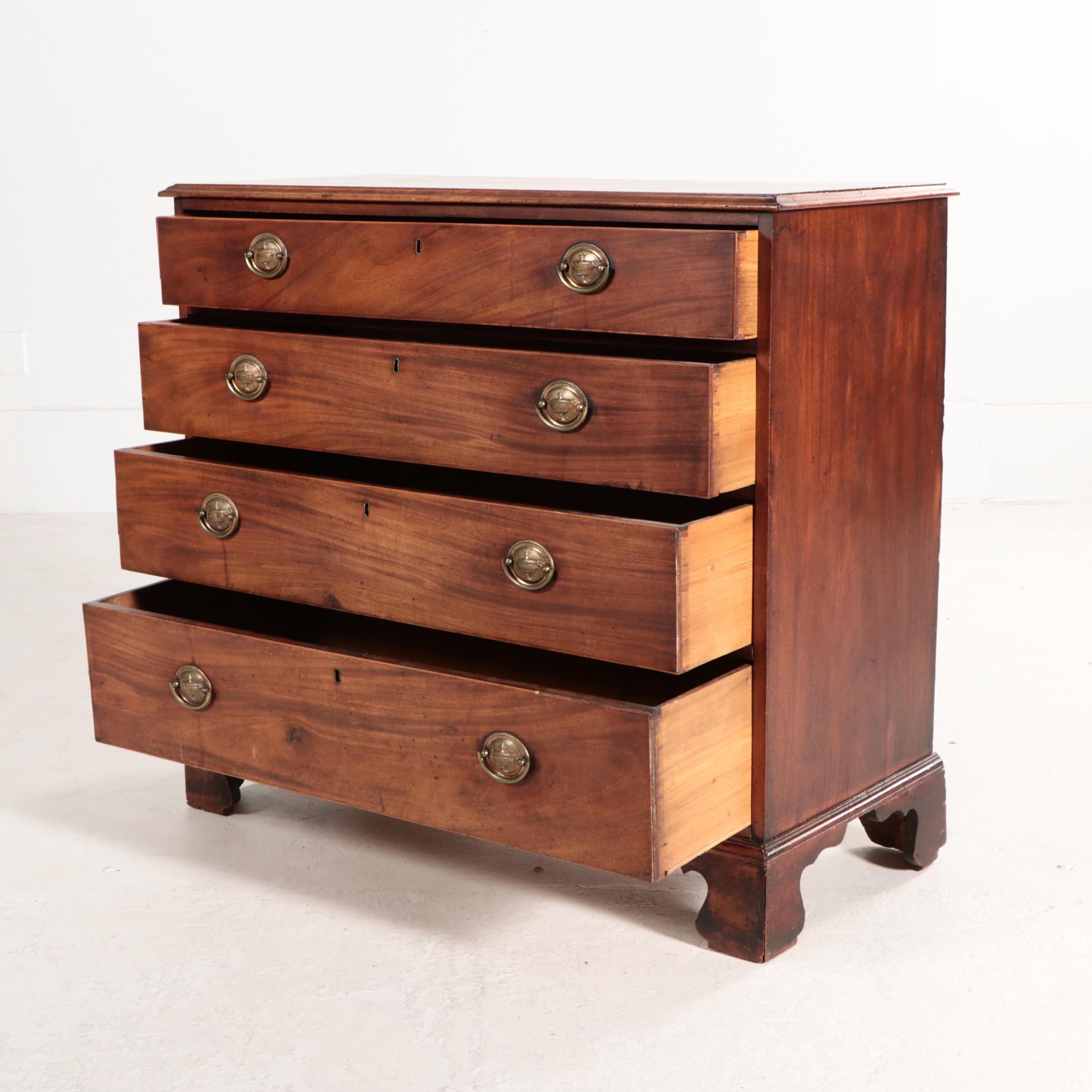 George III Mahogany Chest of Drawers, Early 19th Century