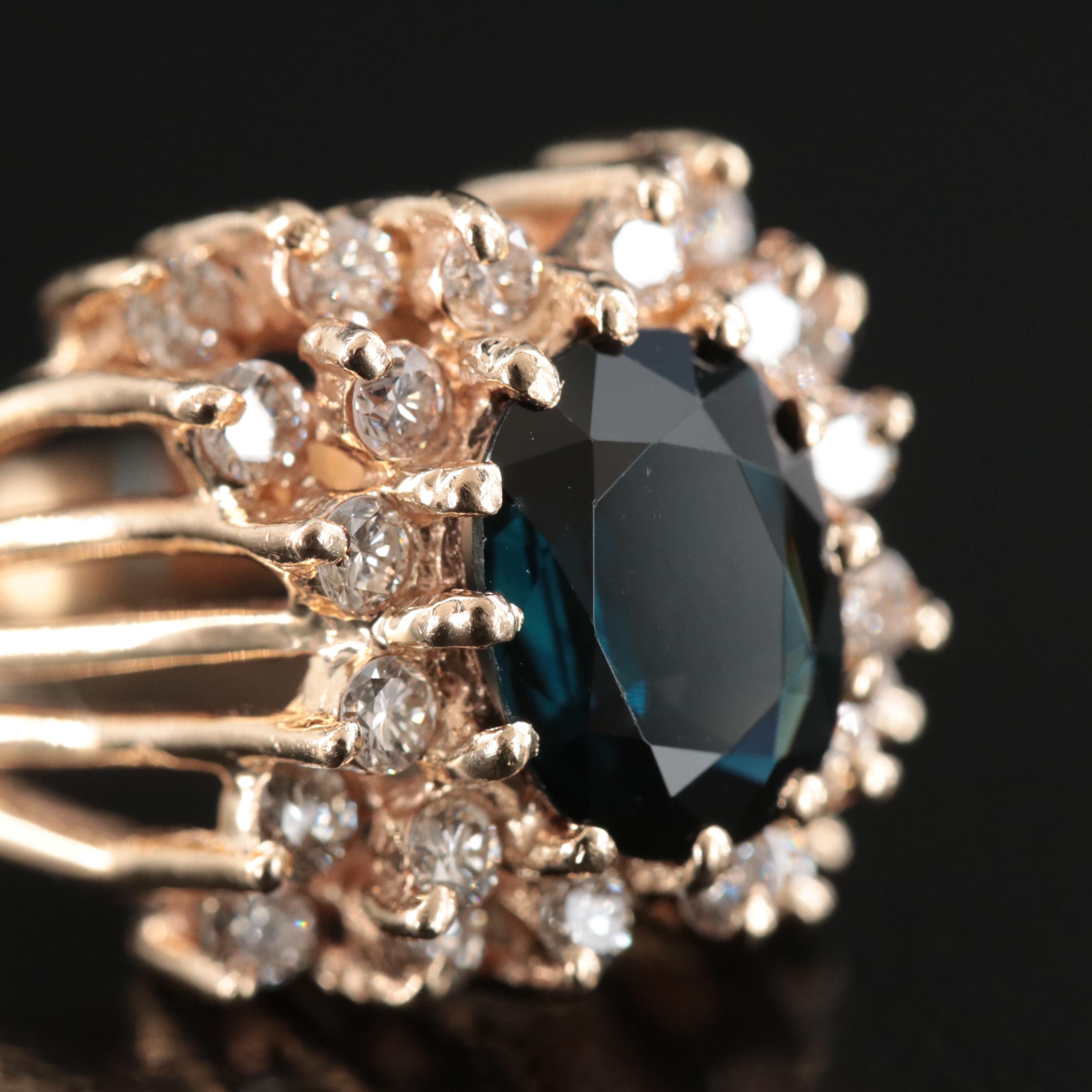 14K 2.65 CT Sapphrie and Diamond Ring