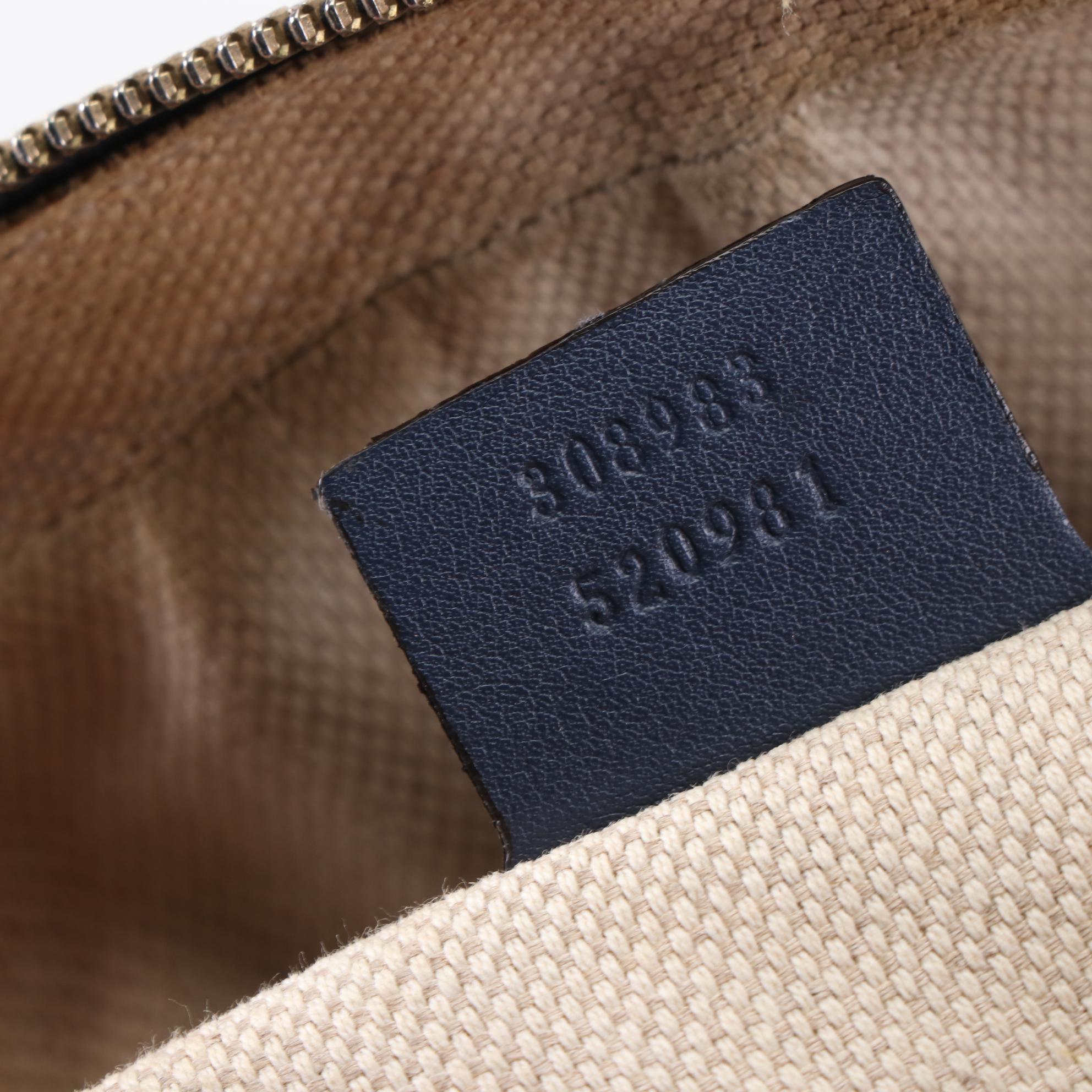 Gucci Soho Chain Strap Shoulder Bag in Navy Patent Leather with Tassel