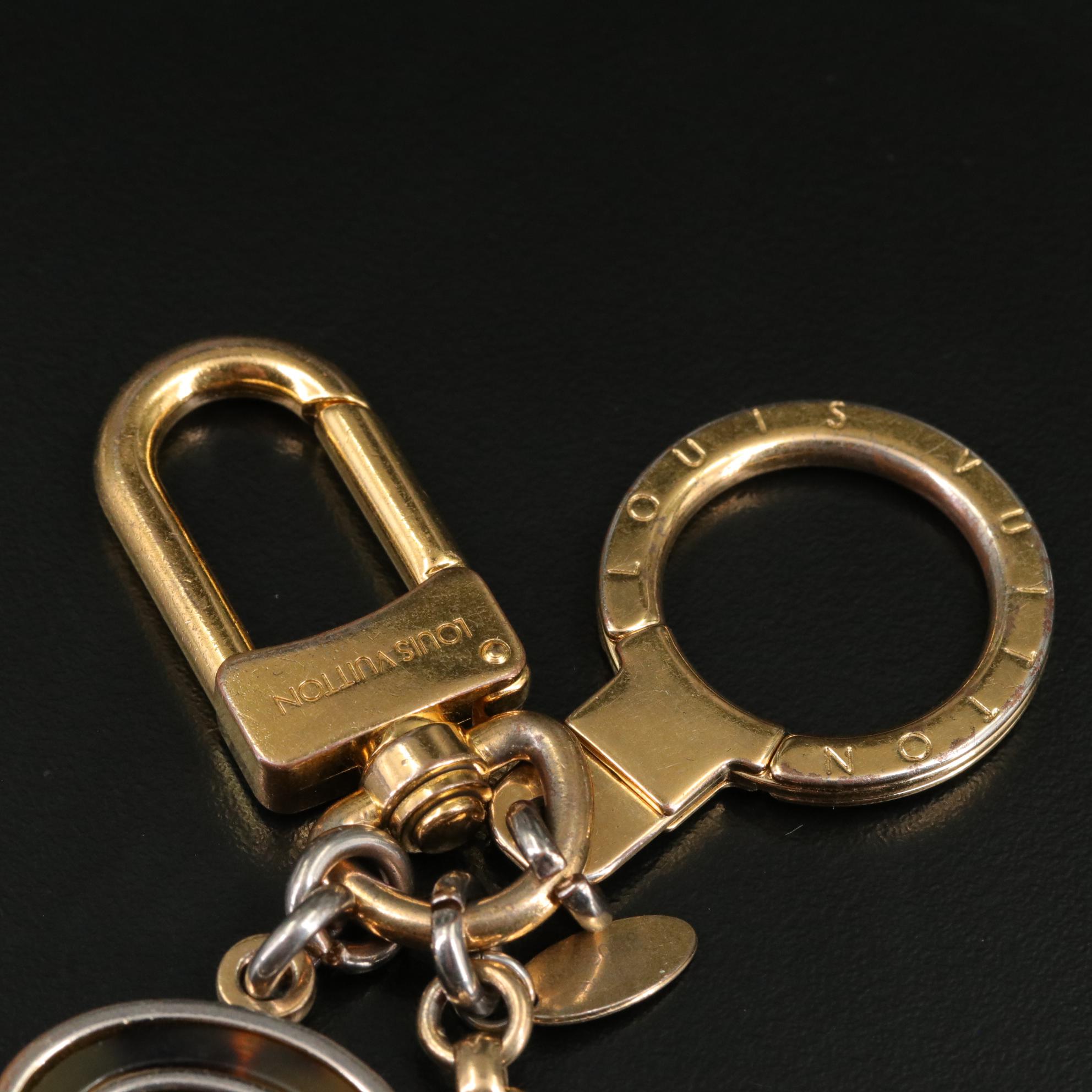 Louis Vuitton Confidence Key Ring/Bag Charm in Tortoise Shell Resin