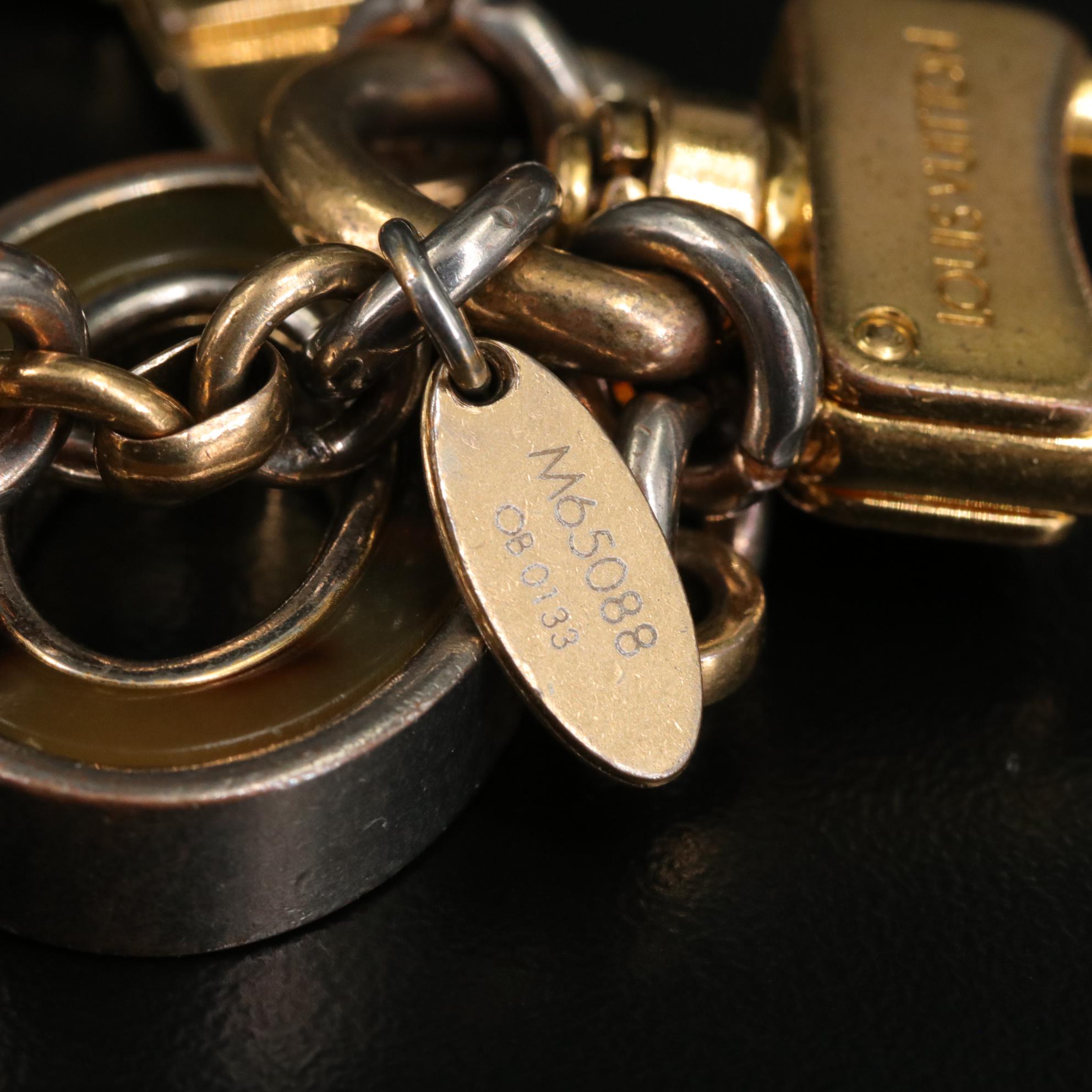 Louis Vuitton Confidence Key Ring/Bag Charm in Tortoise Shell Resin