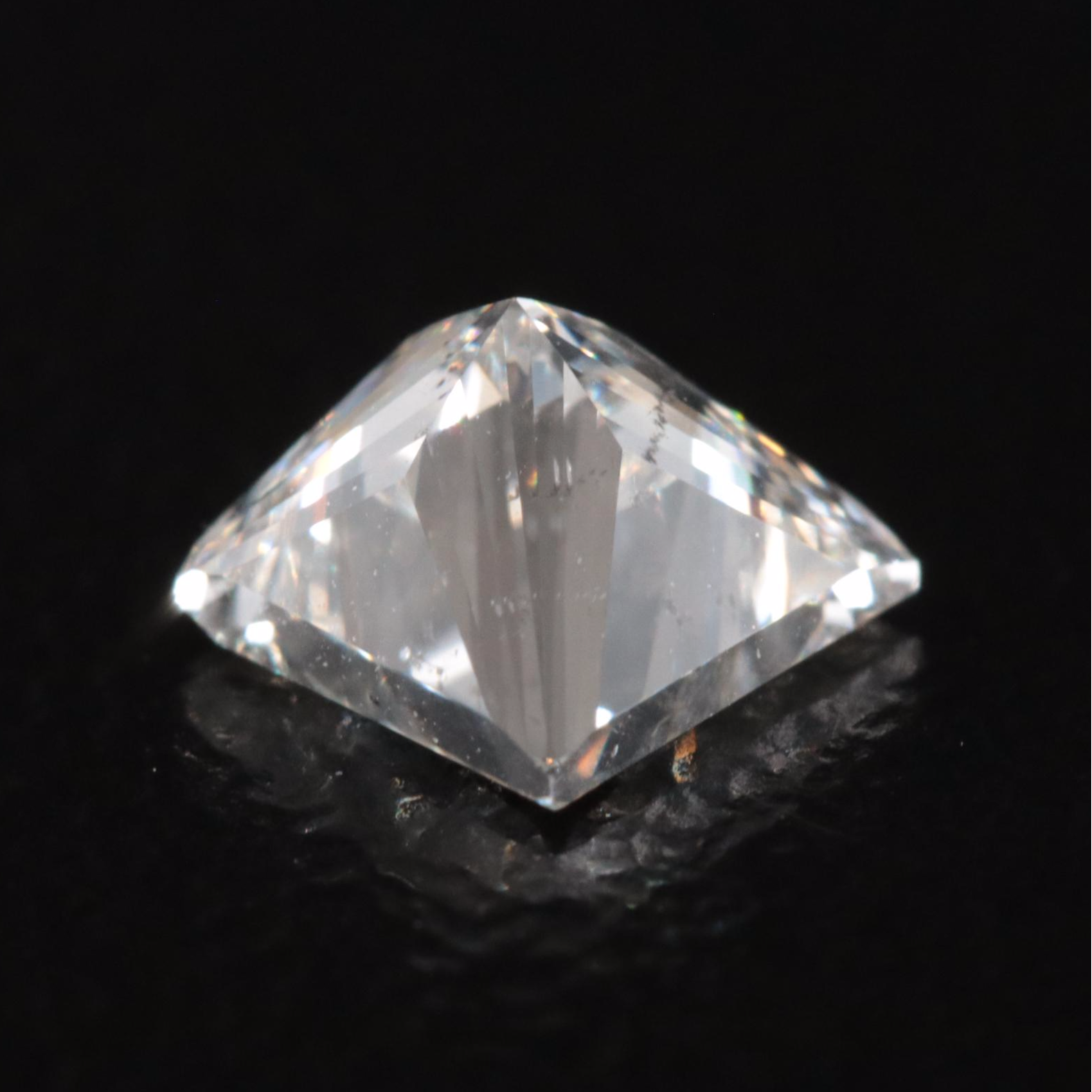 Loose 0.70 CT Diamond with GIA Report