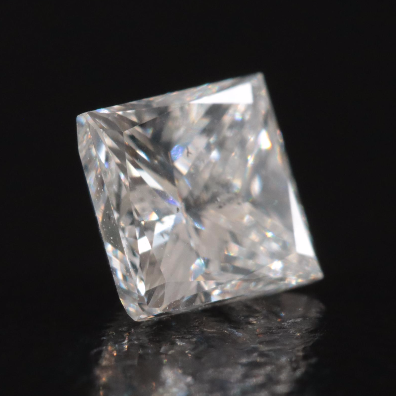 Loose 0.70 CT Diamond with GIA Report