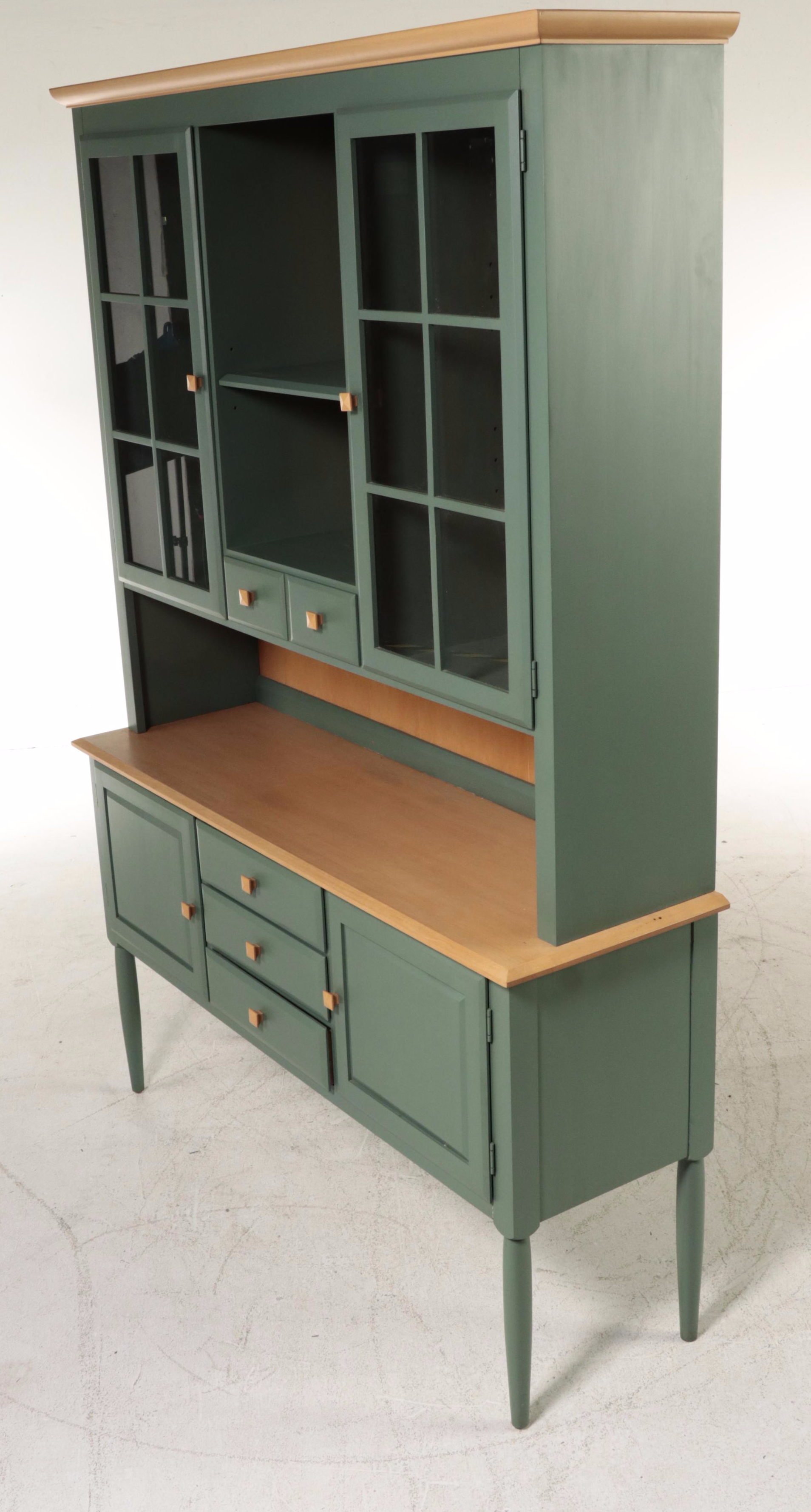 Ethan Allen Painted Wood Illuminated Hutch