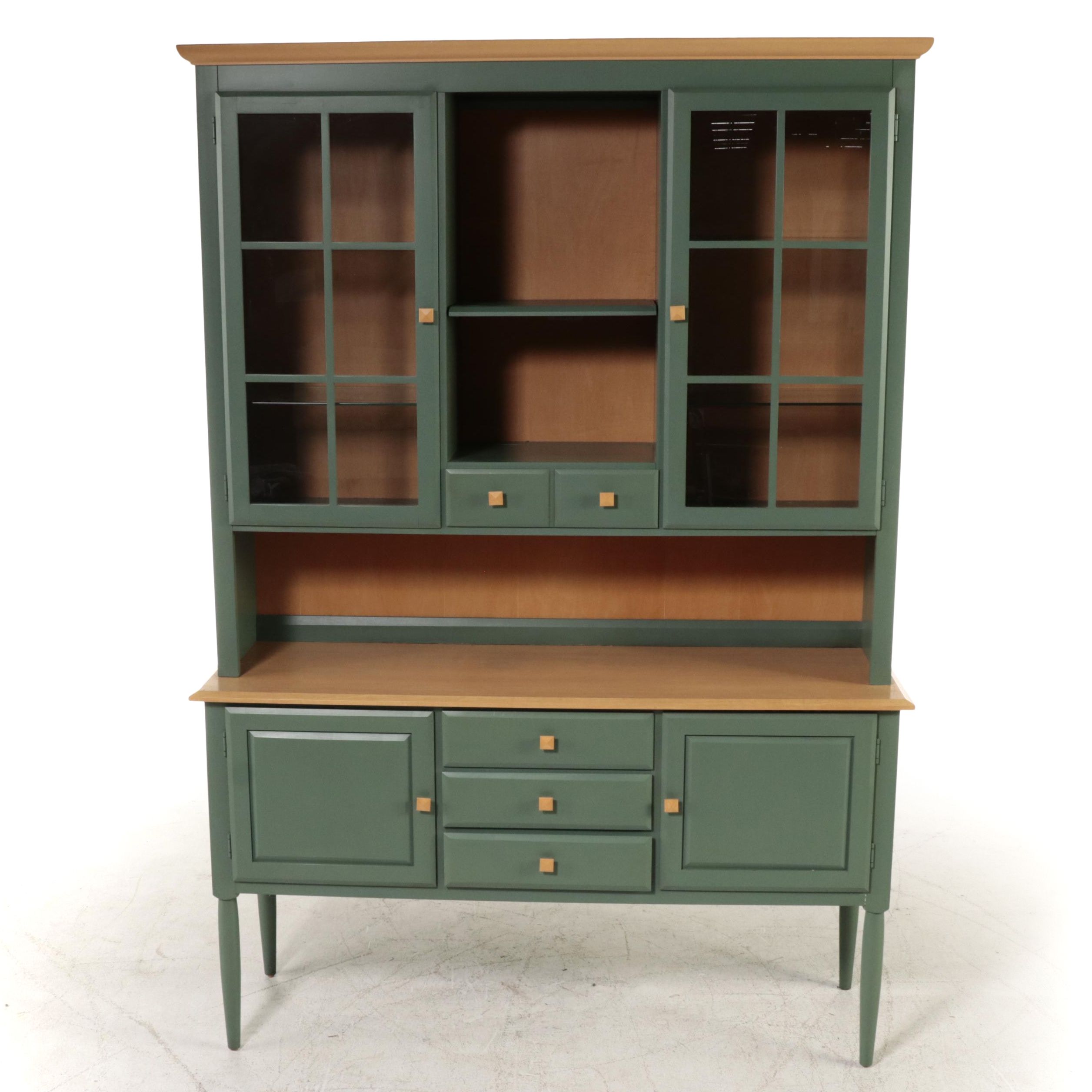 Ethan Allen Painted Wood Illuminated Hutch