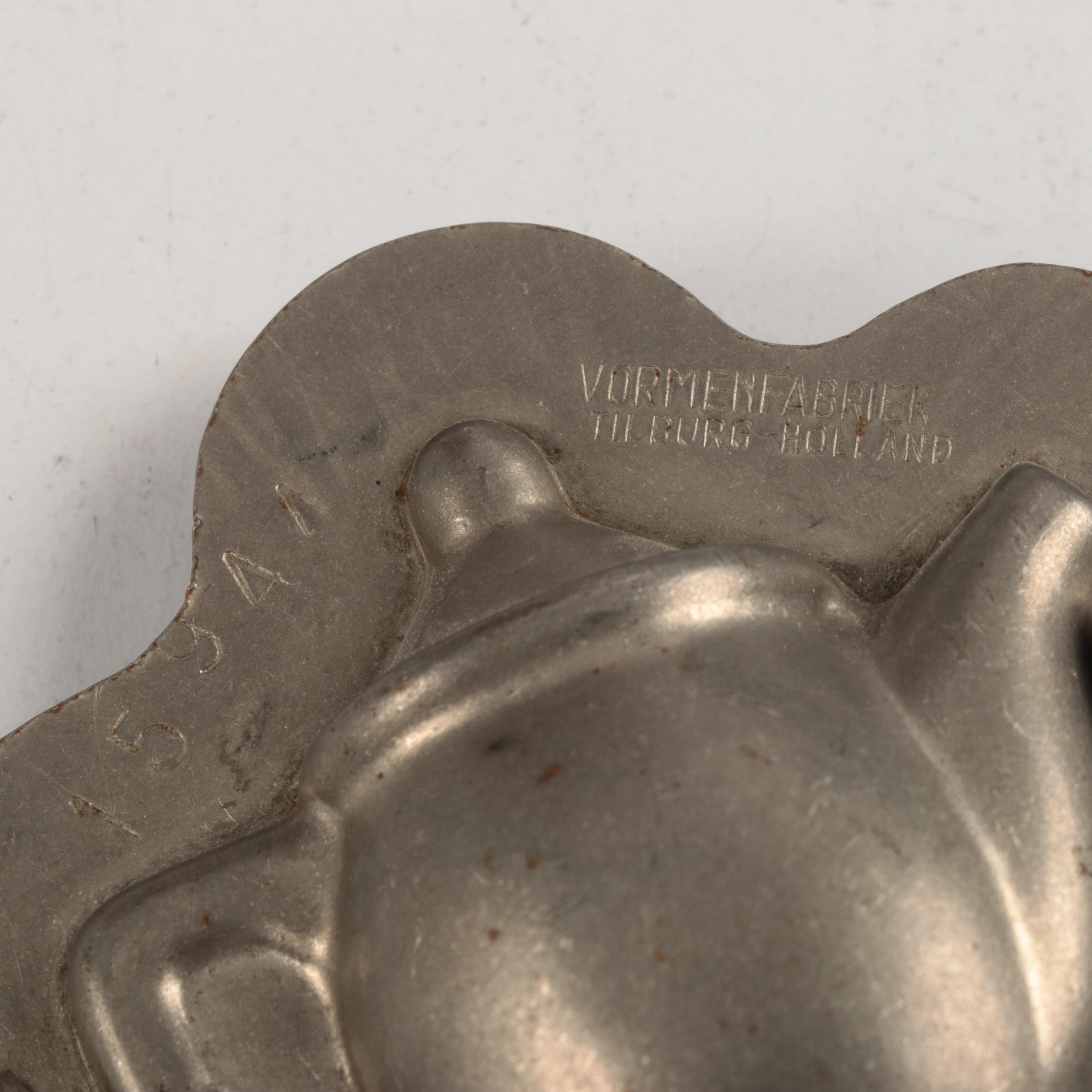 Aluminum Tea Caddy, Metal Cookie Cutters, and More Kitchenalia