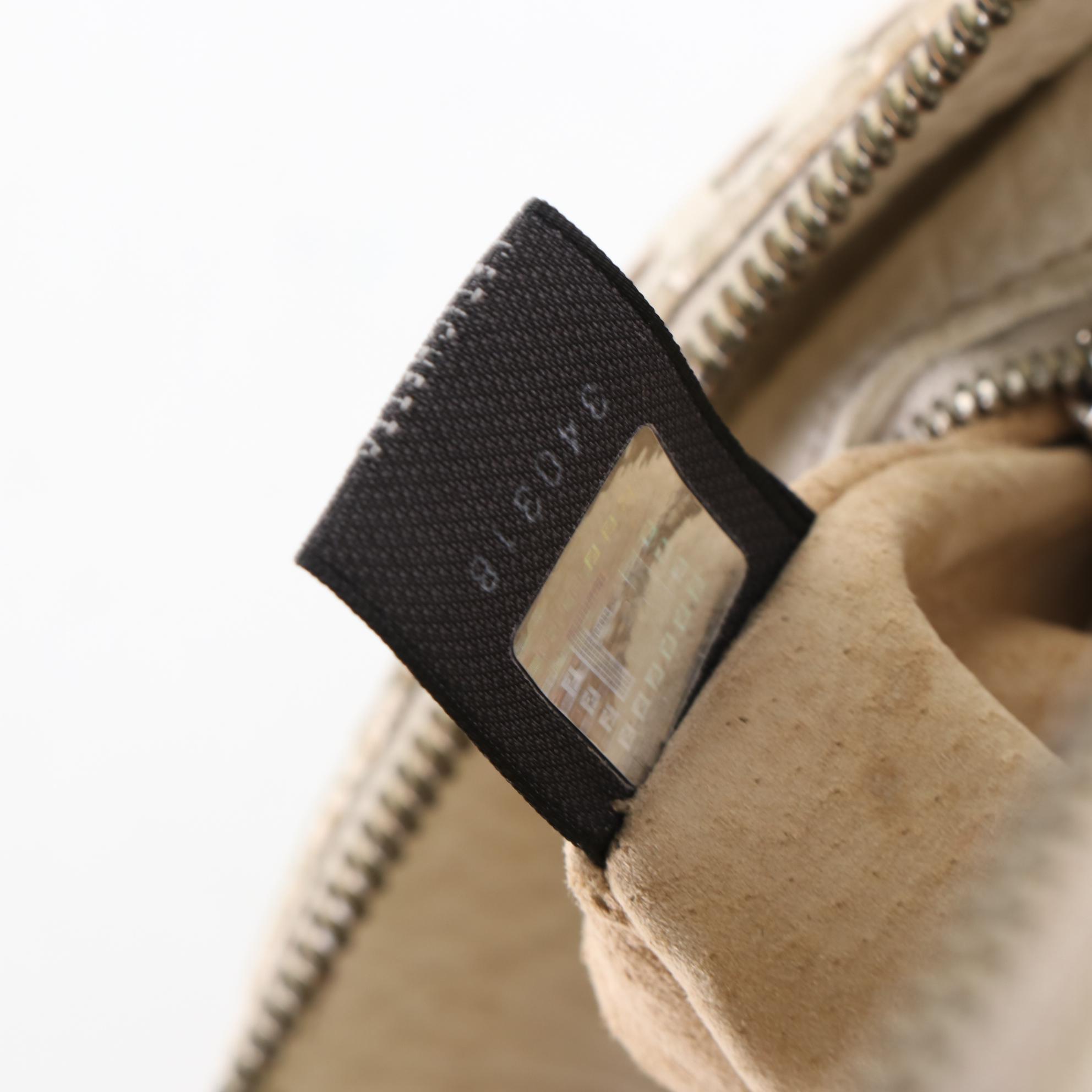 Fendi Selleria Shoulder Bag in White Grained Calfskin Leather and Chain Strap