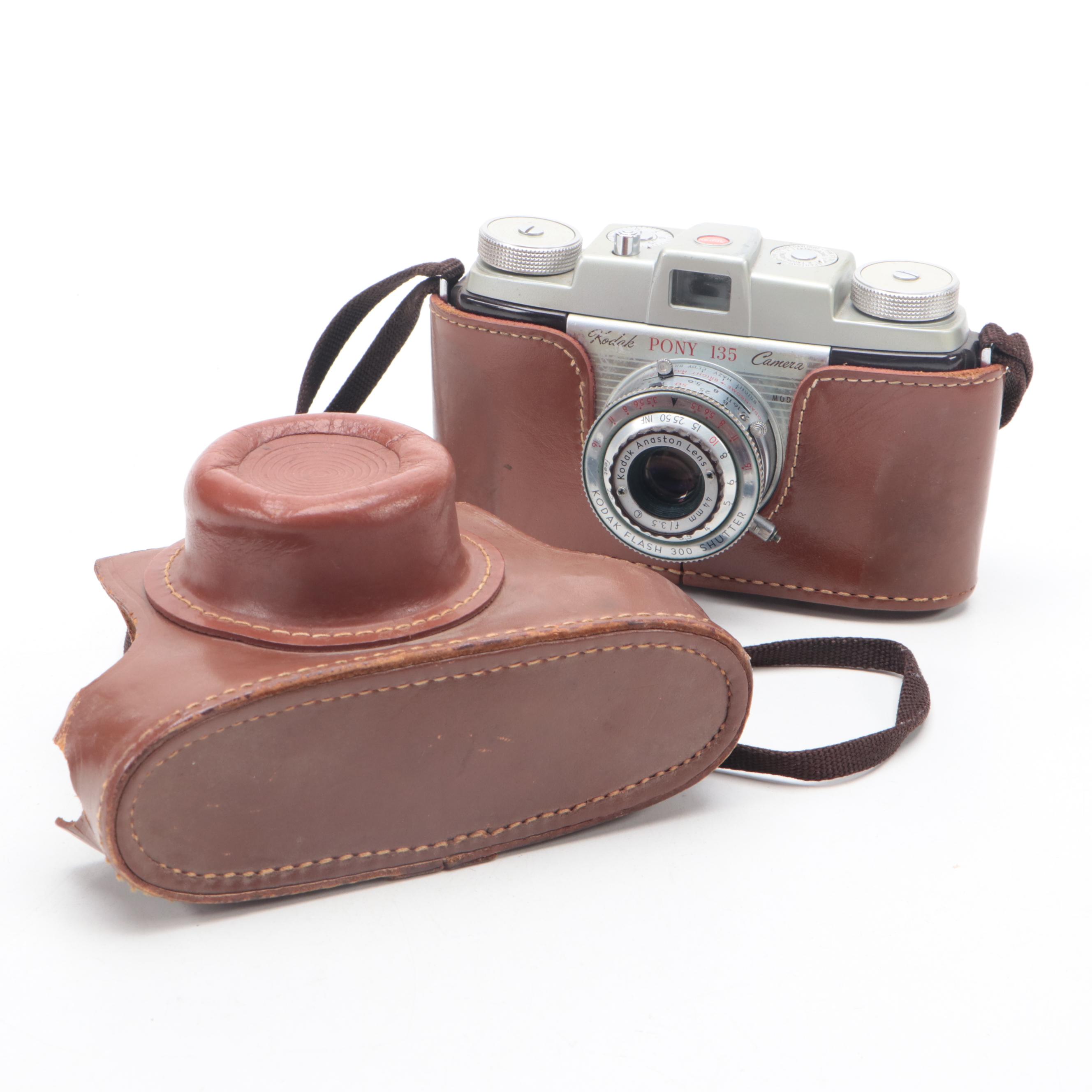 Polaroid Land Camera 103 With and Kodak Pony and Flashbulbs, Accessories