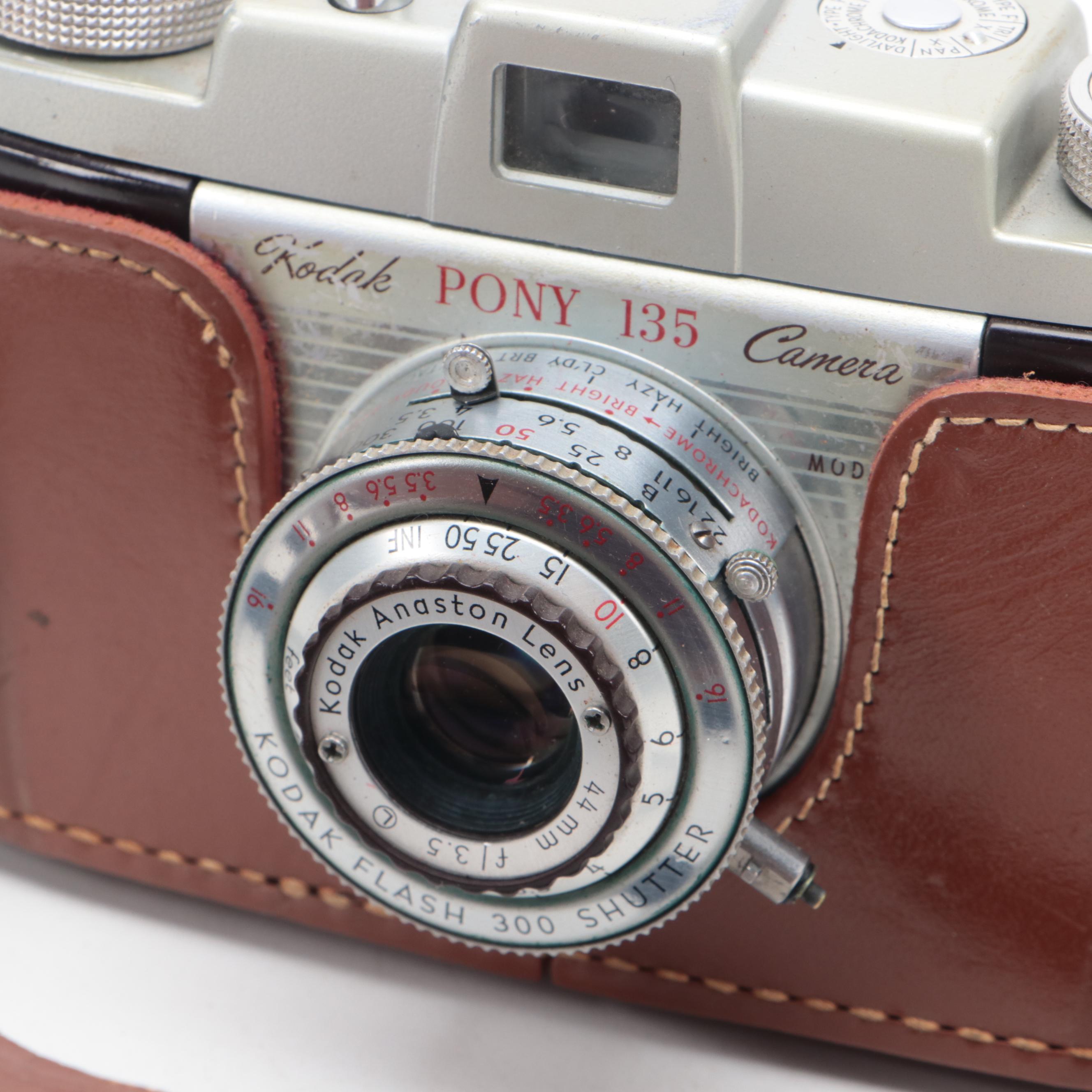 Polaroid Land Camera 103 With and Kodak Pony and Flashbulbs, Accessories