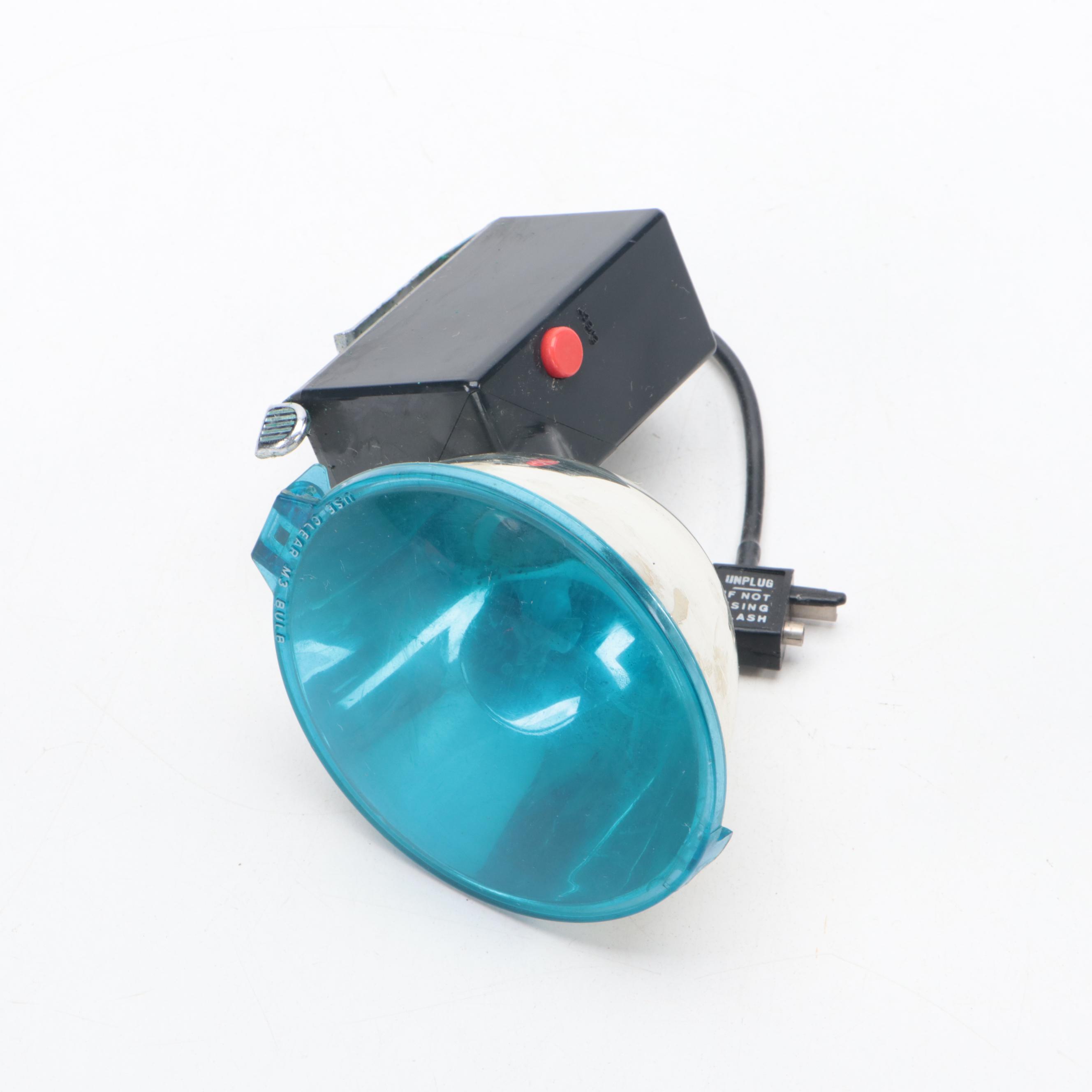 Polaroid Land Camera 103 With and Kodak Pony and Flashbulbs, Accessories