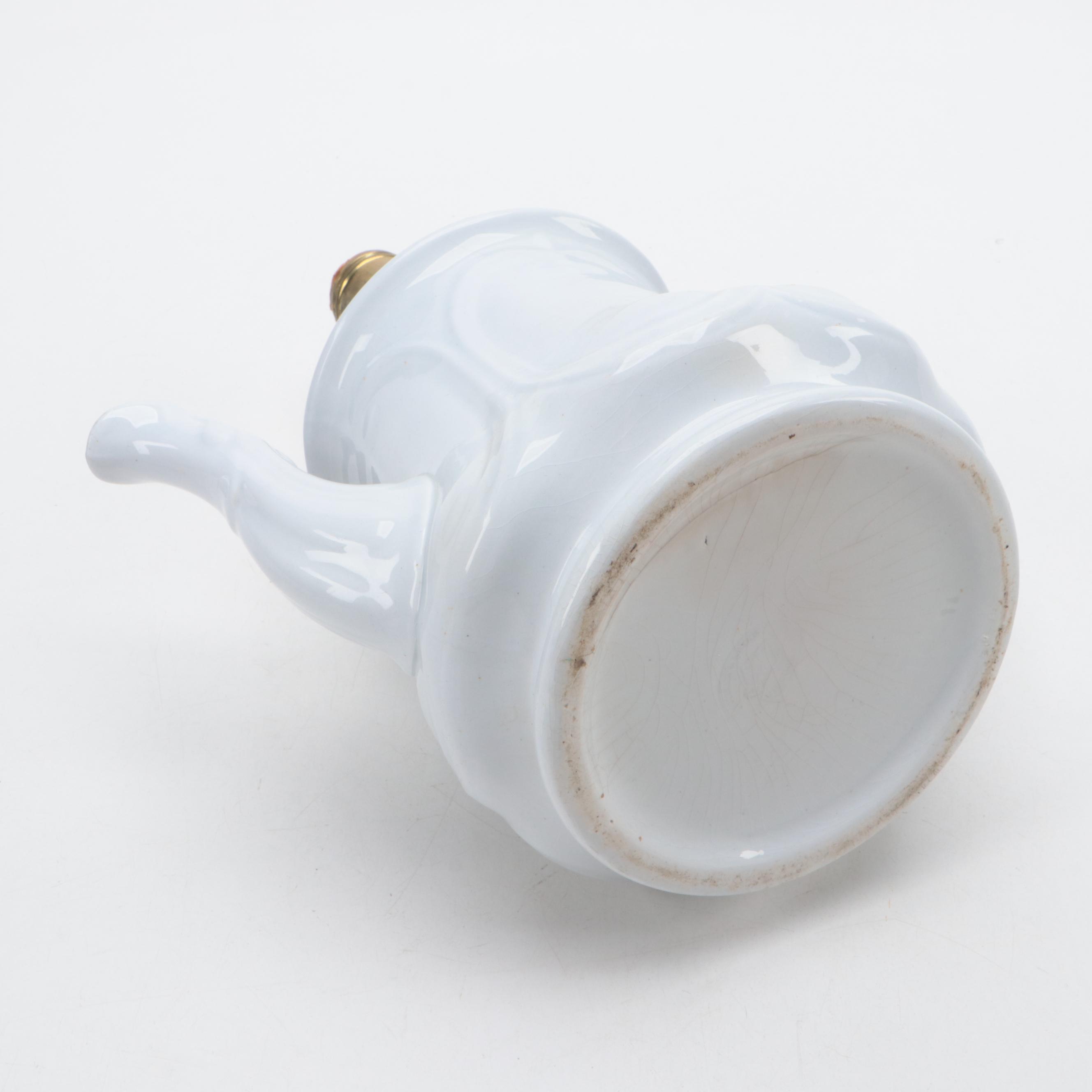 Chinese Lychees Porcelain Tea Pot Shaped Table Lamp & Coffee Pot Table Lamp