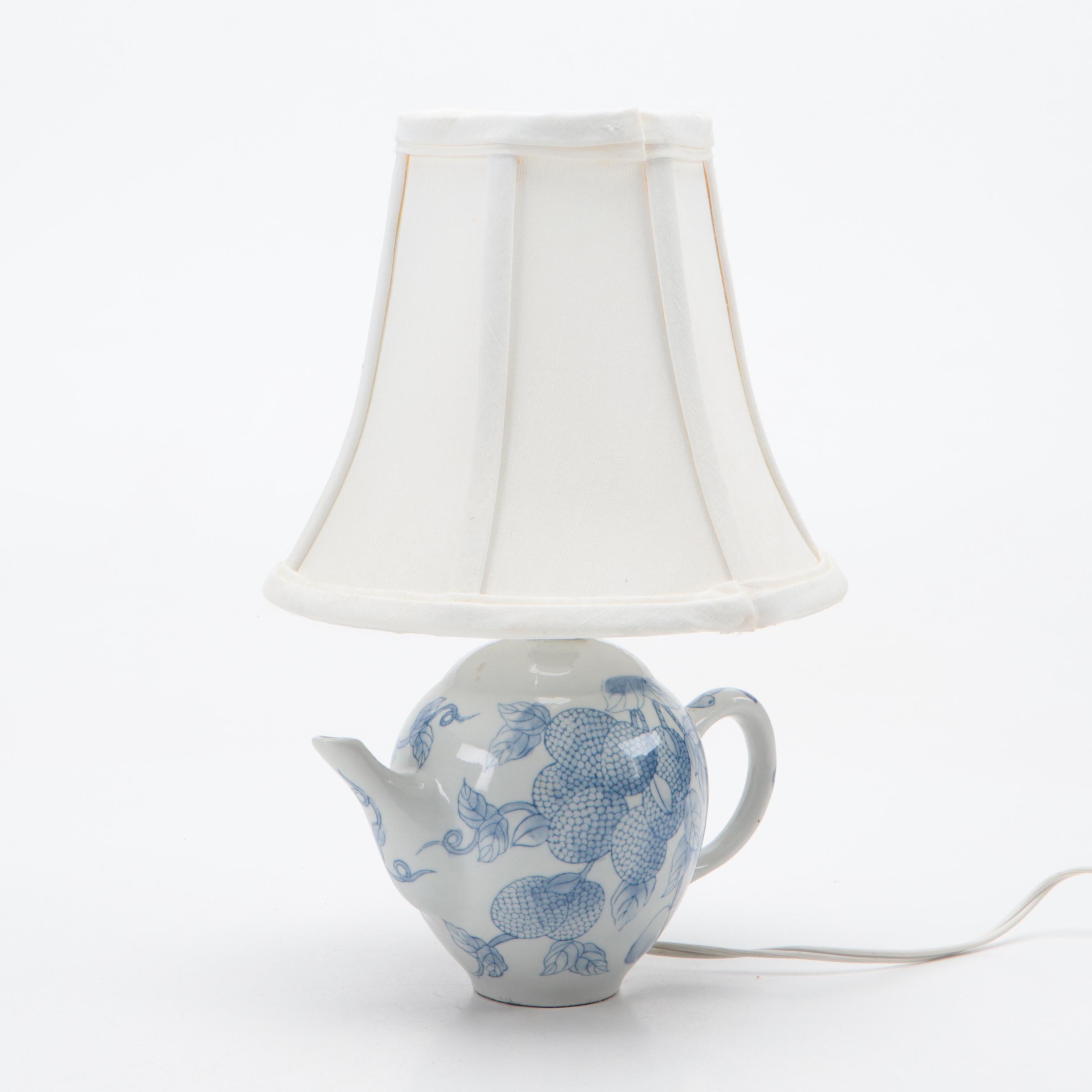 Chinese Lychees Porcelain Tea Pot Shaped Table Lamp & Coffee Pot Table